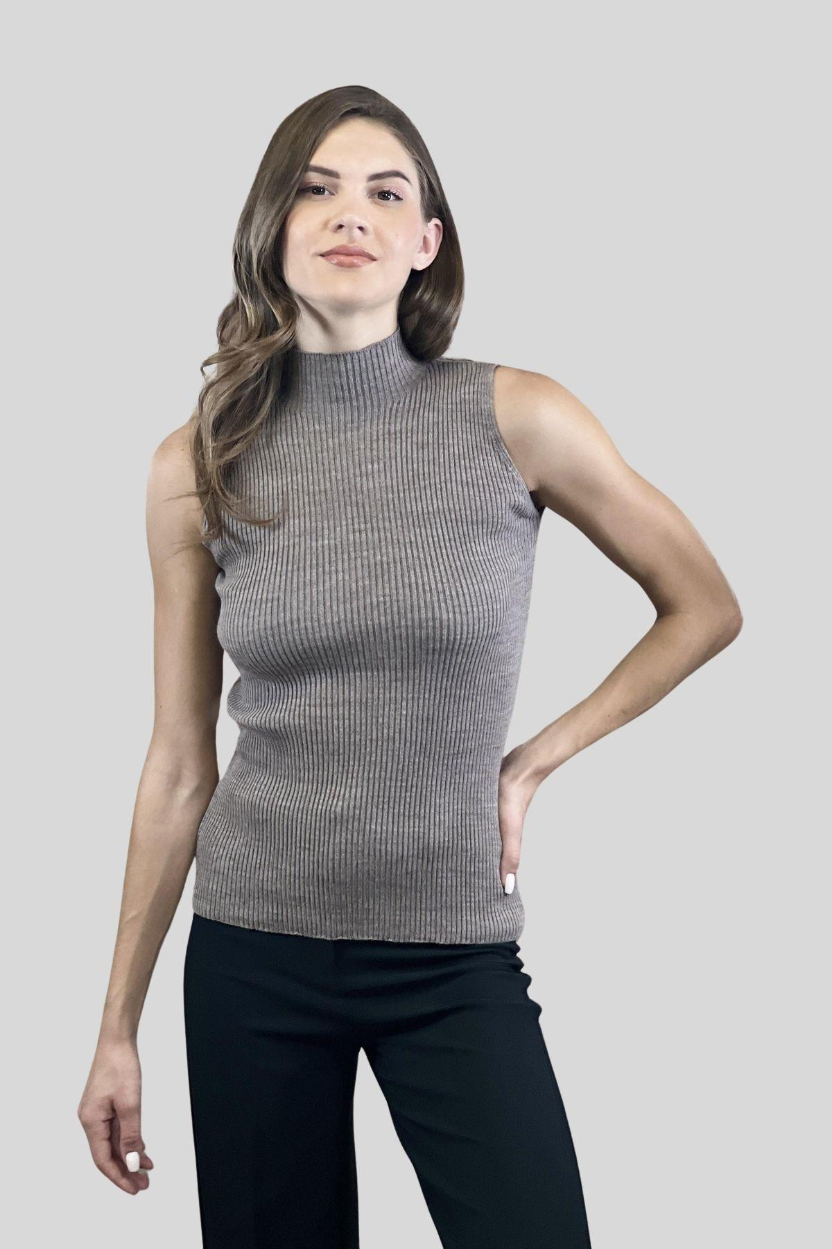 Kadın Boğazlı Balıkçı Yaka Kolsuz Basic Ekru Triko Bluz-MP32977-0