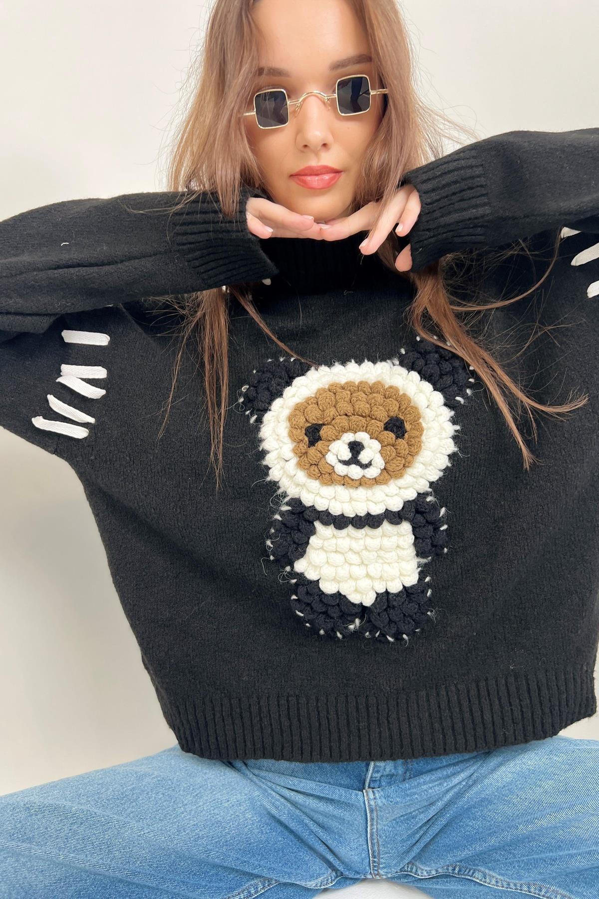 Kadın Boğazlı Oversize Kışlık Ayıcıklı Uzun Ekru Triko Kazak-32975-2SM