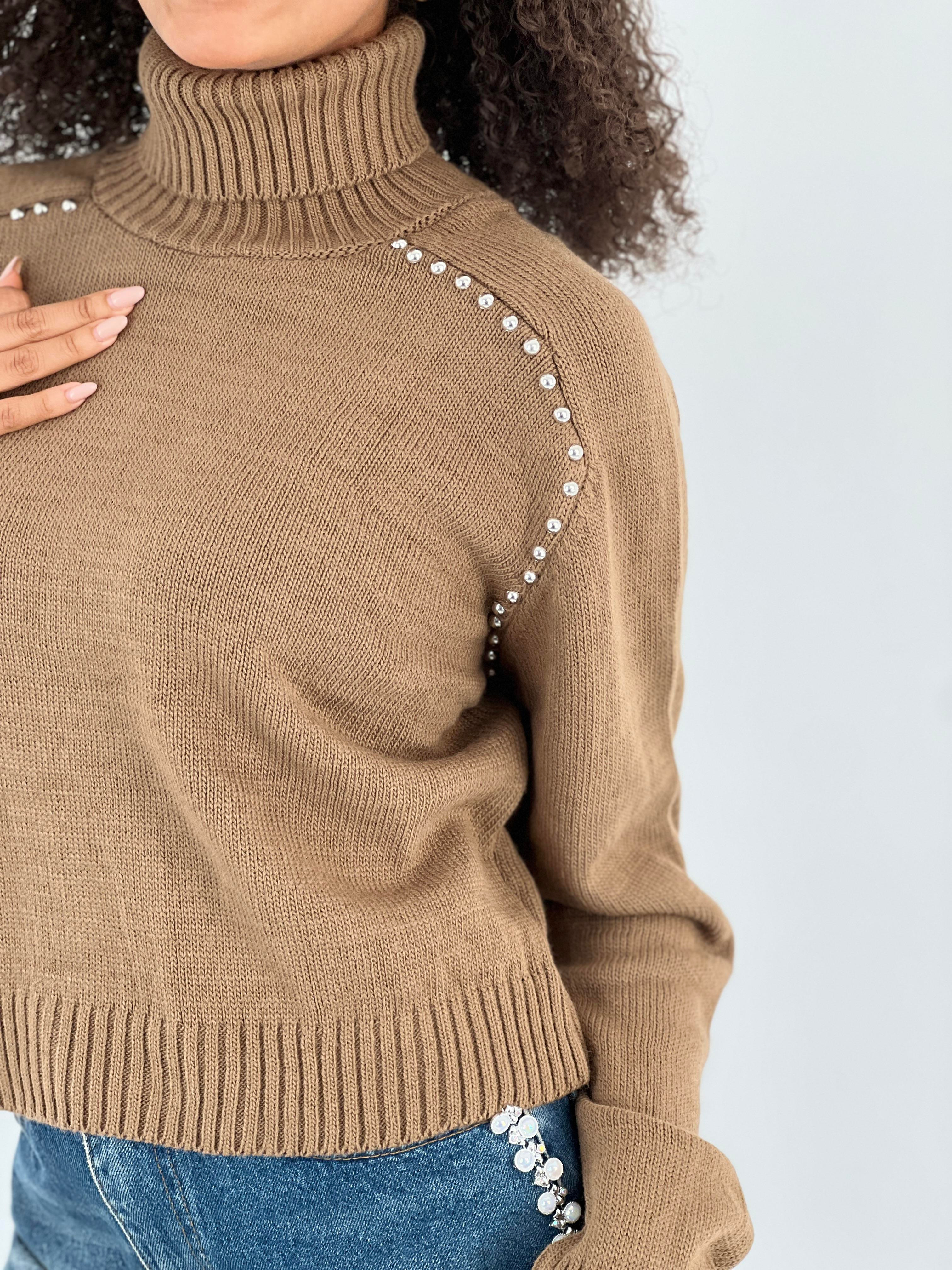 Kadın İnci Detaylı Kahverengi Balıkçı Yaka Triko Kazak-32983-13