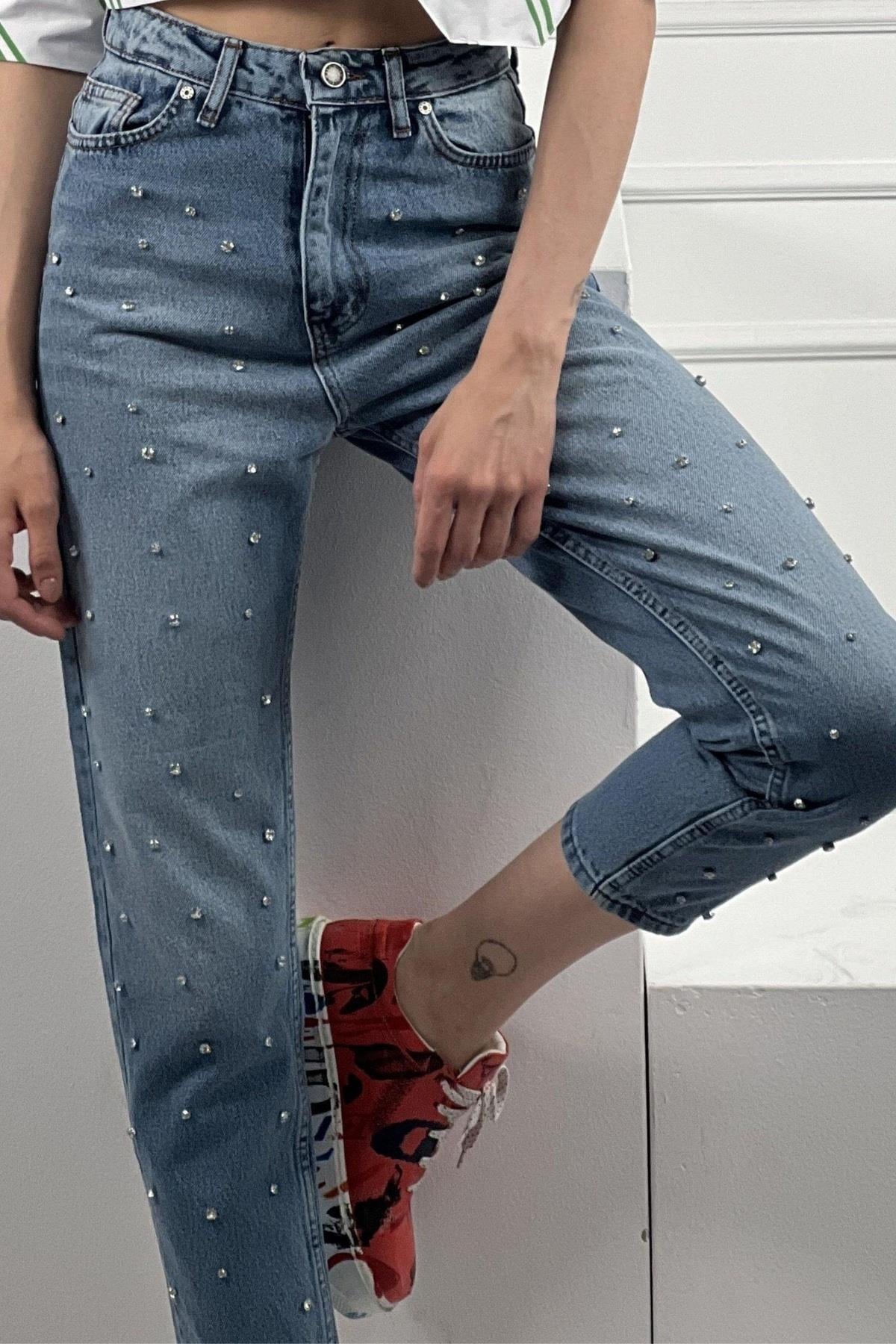 Kadın Mavi Mom Jeans Taş Çakım Detaylı  Denim Pantolon  % 100 Cotton 72738M2-72738M-234