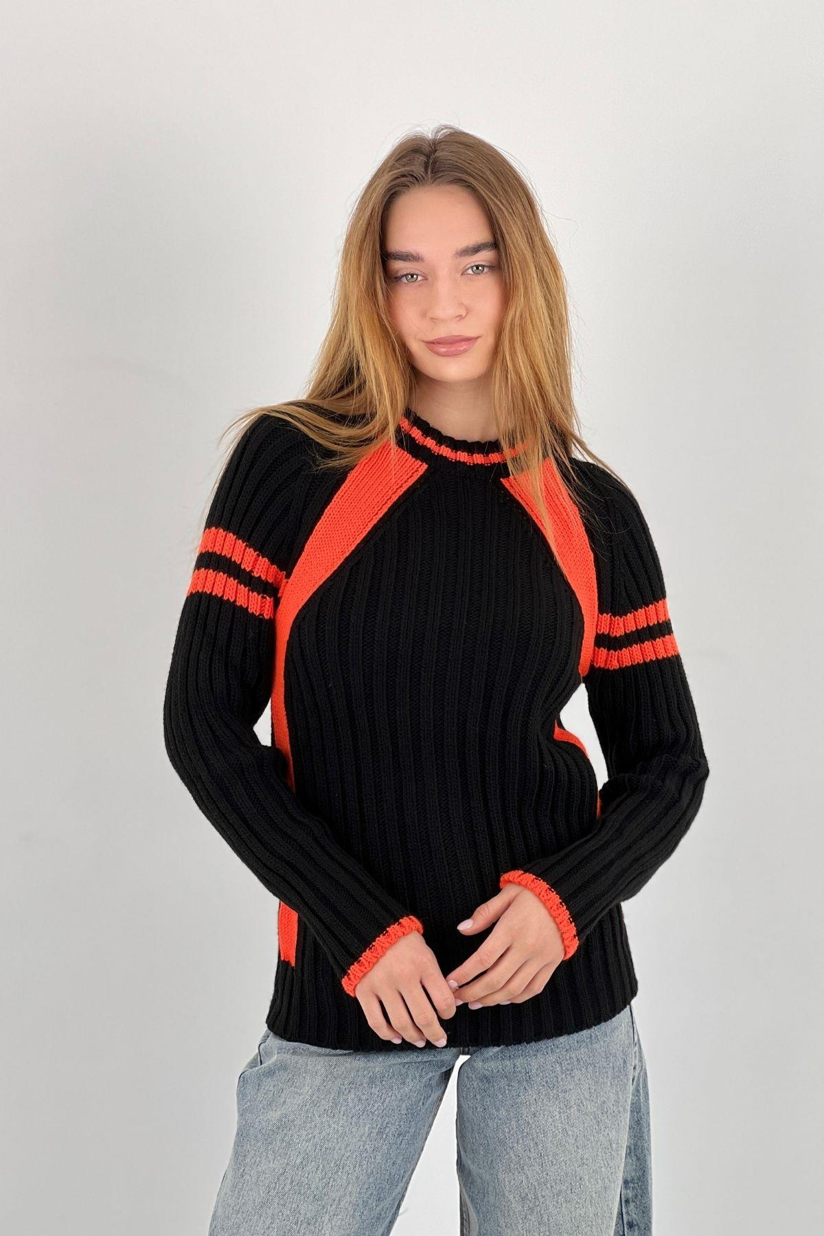 Kadın Oversize Bisiklet Yaka Şeritli Uzun Kışlık Siyah Triko Kazak-33011SM