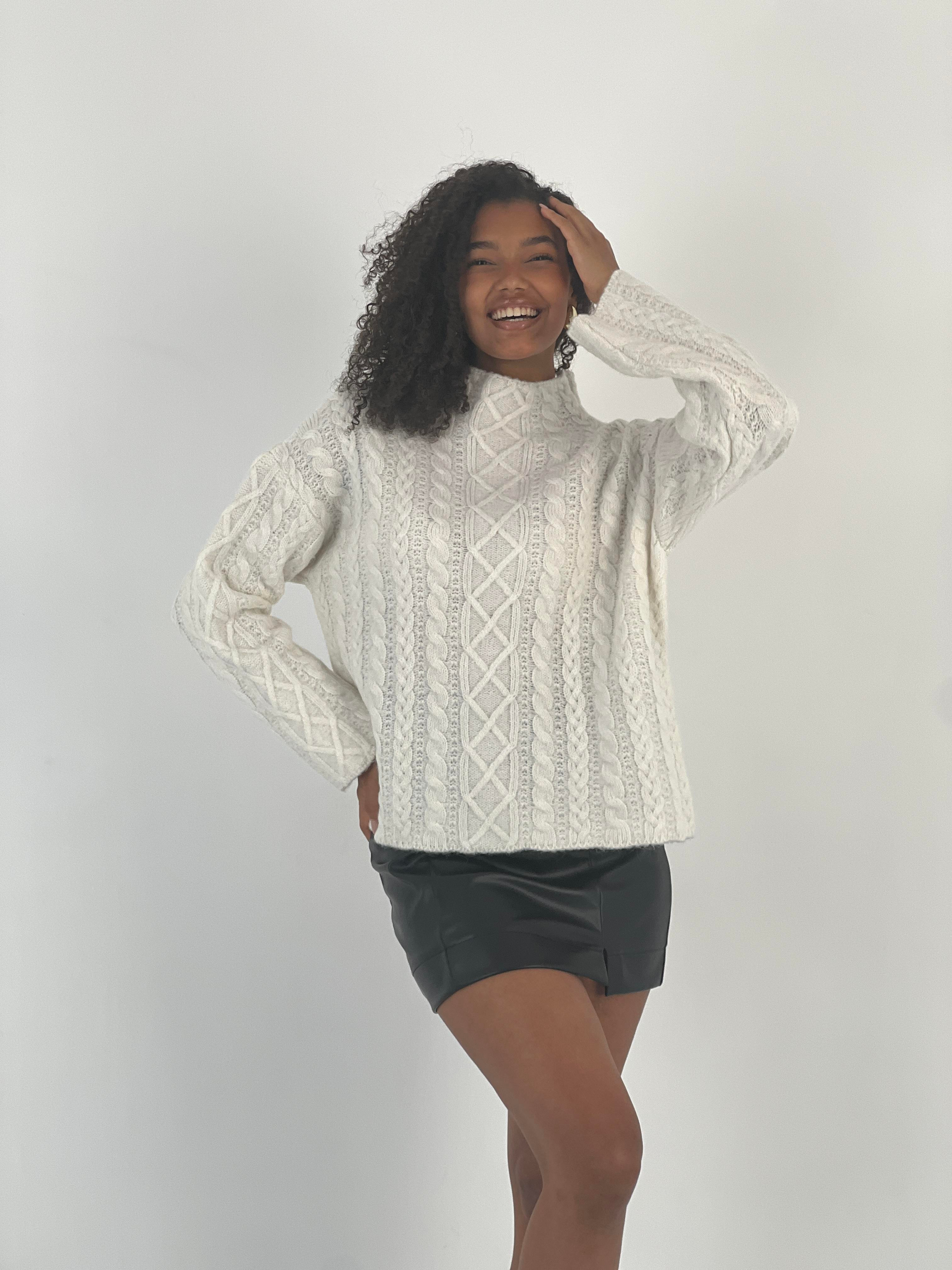 Kadın Saç Örgü Desenli Yüksek Yaka Ekru Triko Kazak-34530