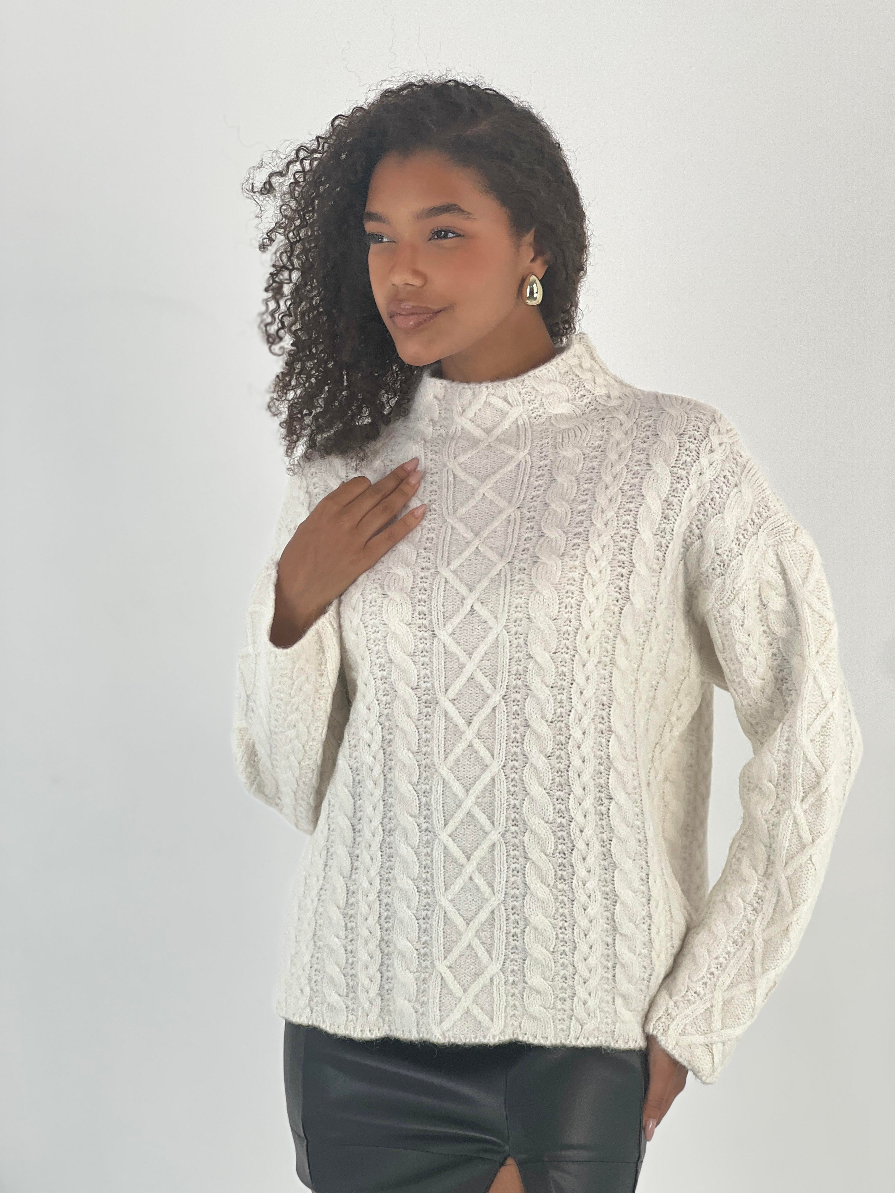 Kadın Saç Örgü Desenli Yüksek Yaka Ekru Triko Kazak-34530