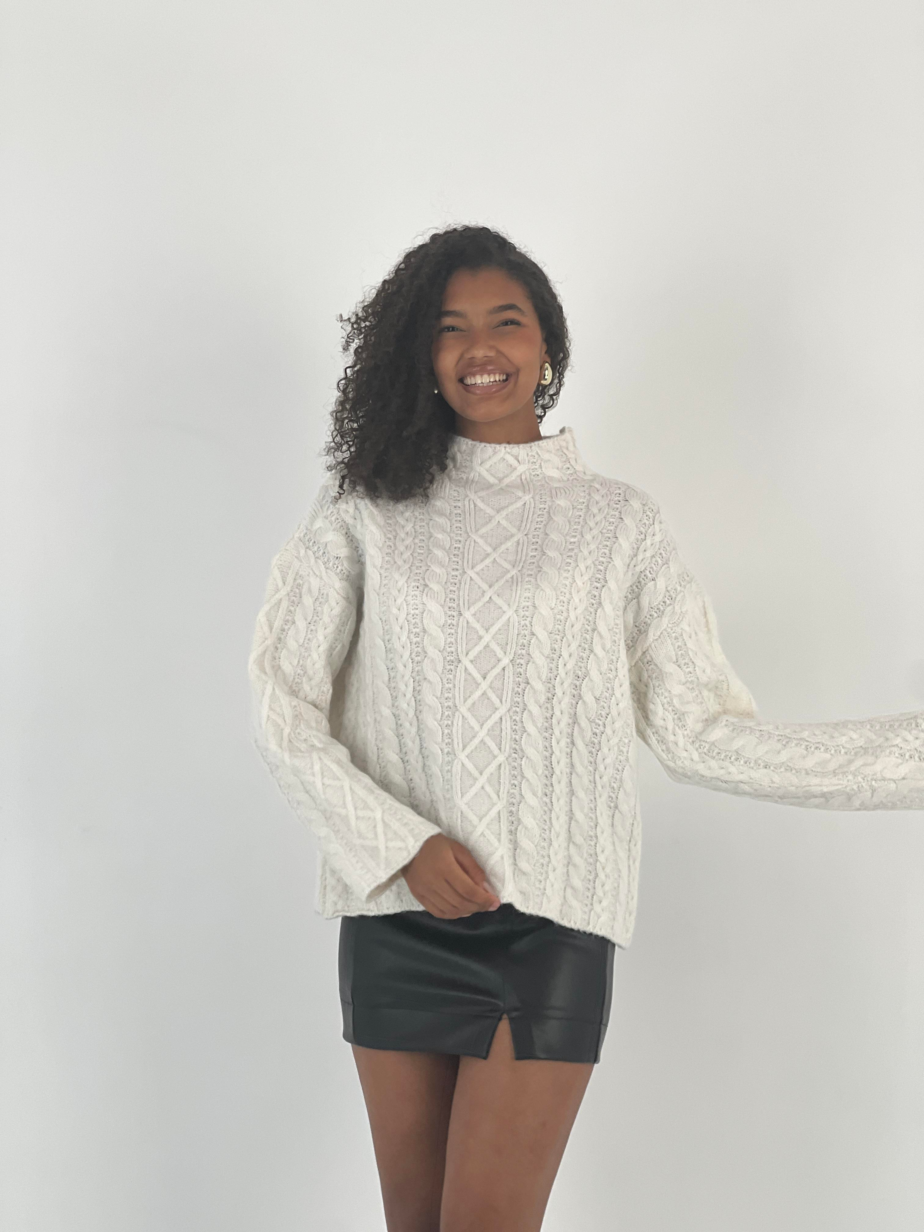 Kadın Saç Örgü Desenli Yüksek Yaka Ekru Triko Kazak-34530