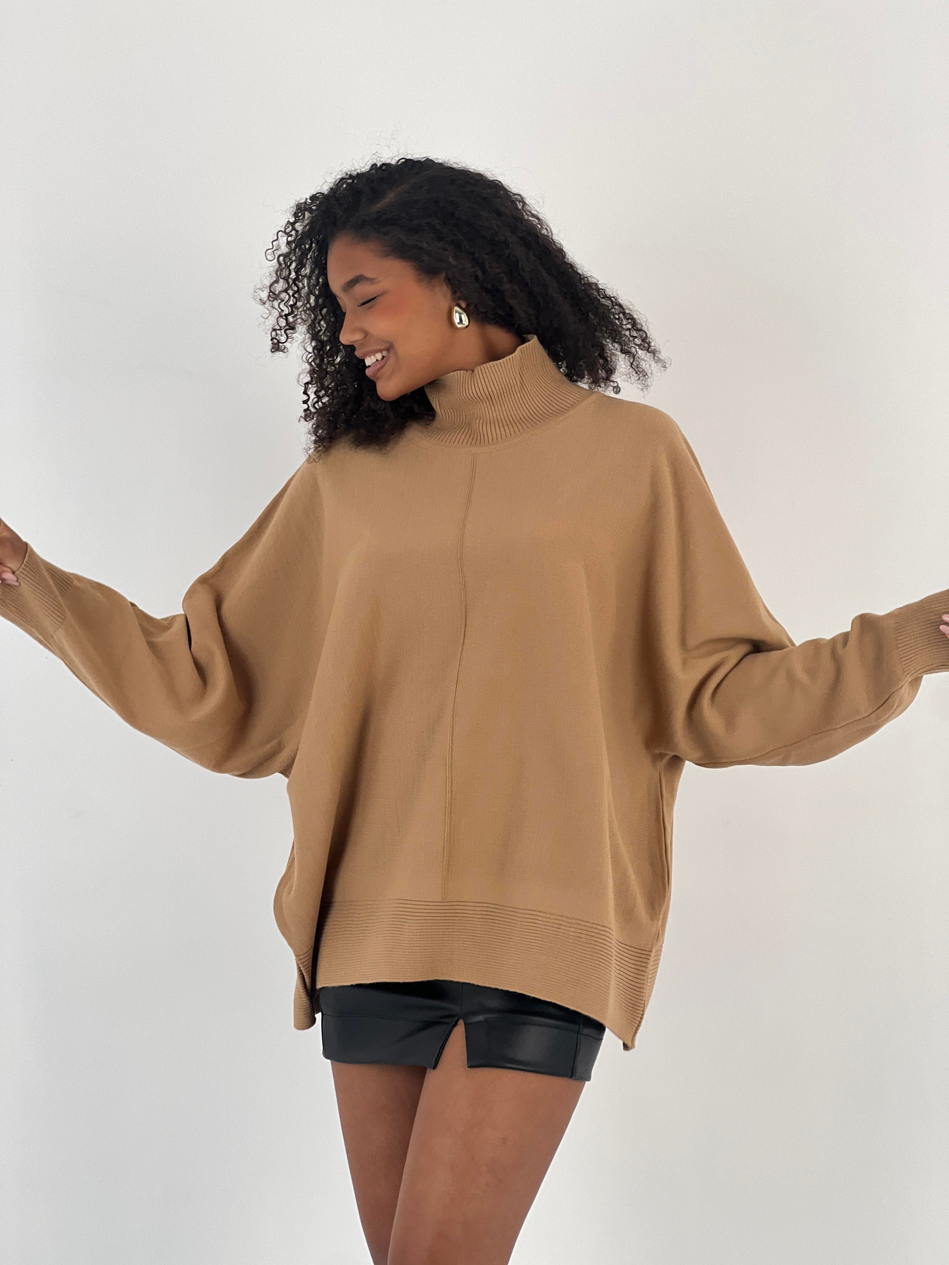 Kadın Yüksek Yaka Camel Oversize Triko-34534