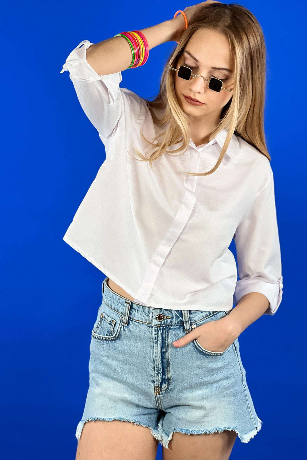 Love & Style Baskılı Taşlı İşlemeli Düğmeli Katlanabilir Uzun Kol Kadın Gömlek-27242-00