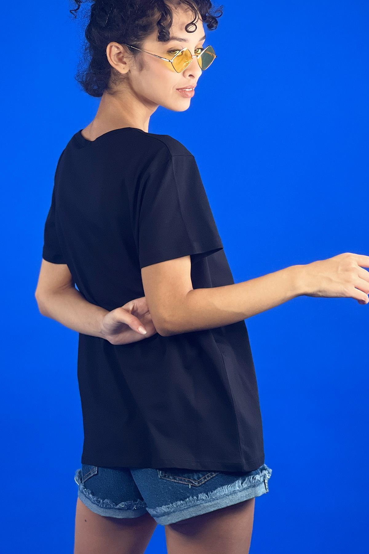 Rahat Kesim Bisiklet Yaka Basic Pamuk Tshirt-15509-00