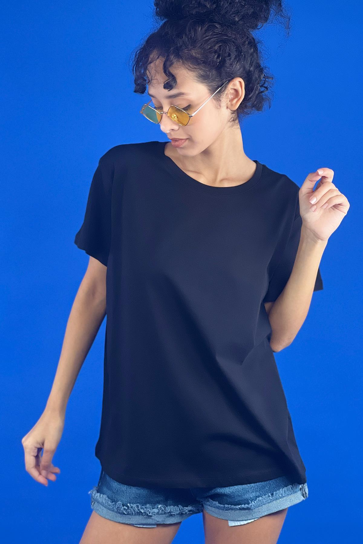 Rahat Kesim Bisiklet Yaka Basic Pamuk Tshirt-15509-00