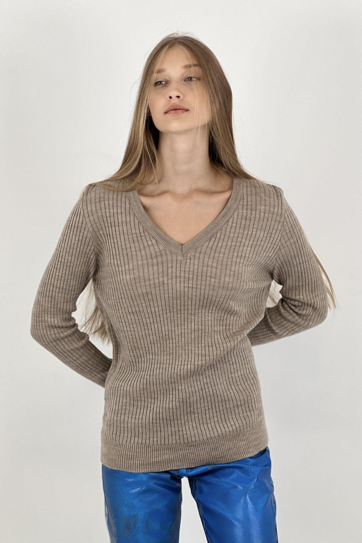 V Yaka Slim Fit Fitilli Kadın Triko Kazak Vizon-24K01328090SM