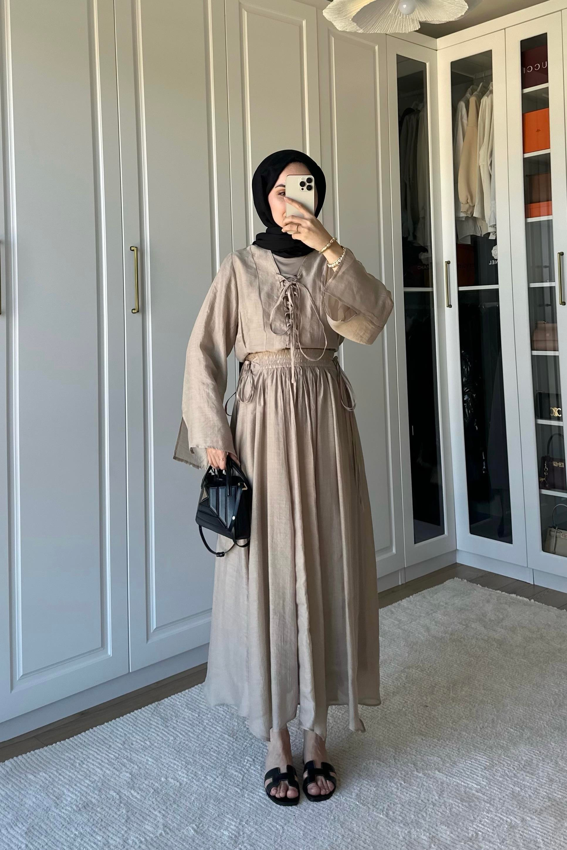 Bianca Örme Yaka Detaylı Etek Takım - TAŞ