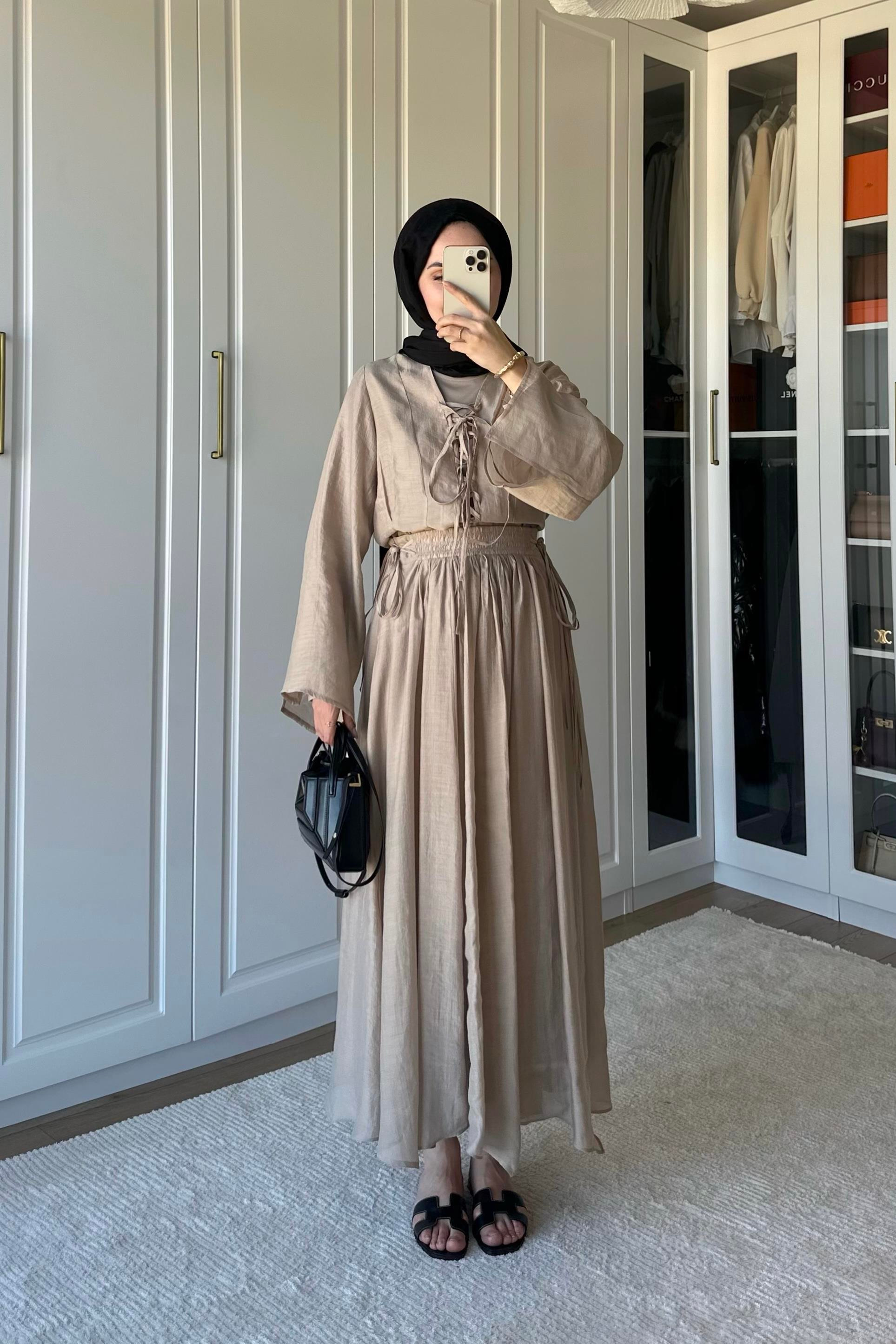 Bianca Örme Yaka Detaylı Etek Takım - TAŞ