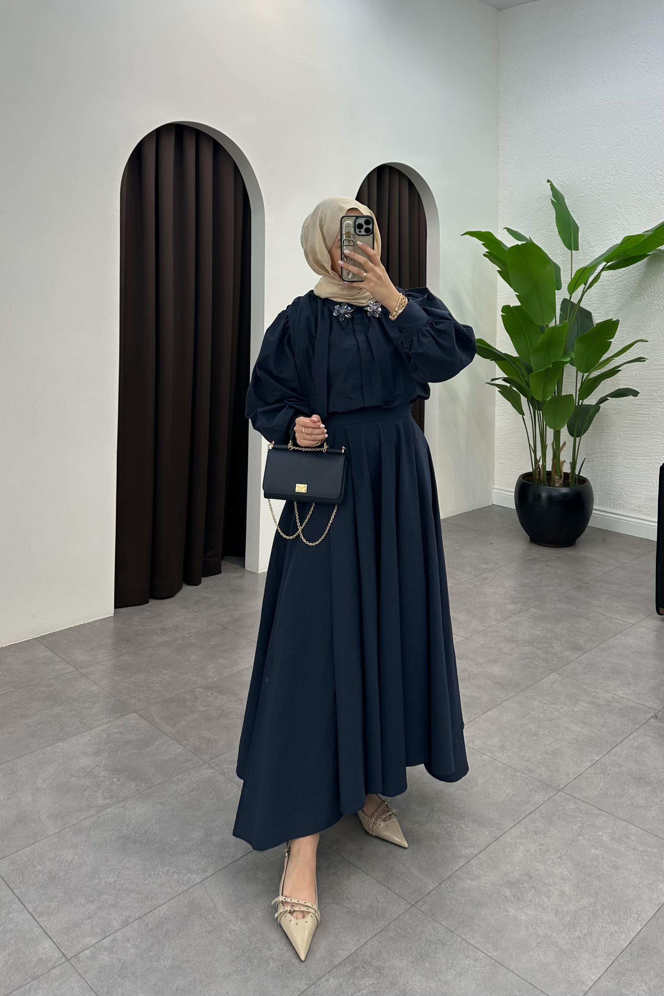 Cendy Çiçek Aksesuarlı Takım - LACİVERT