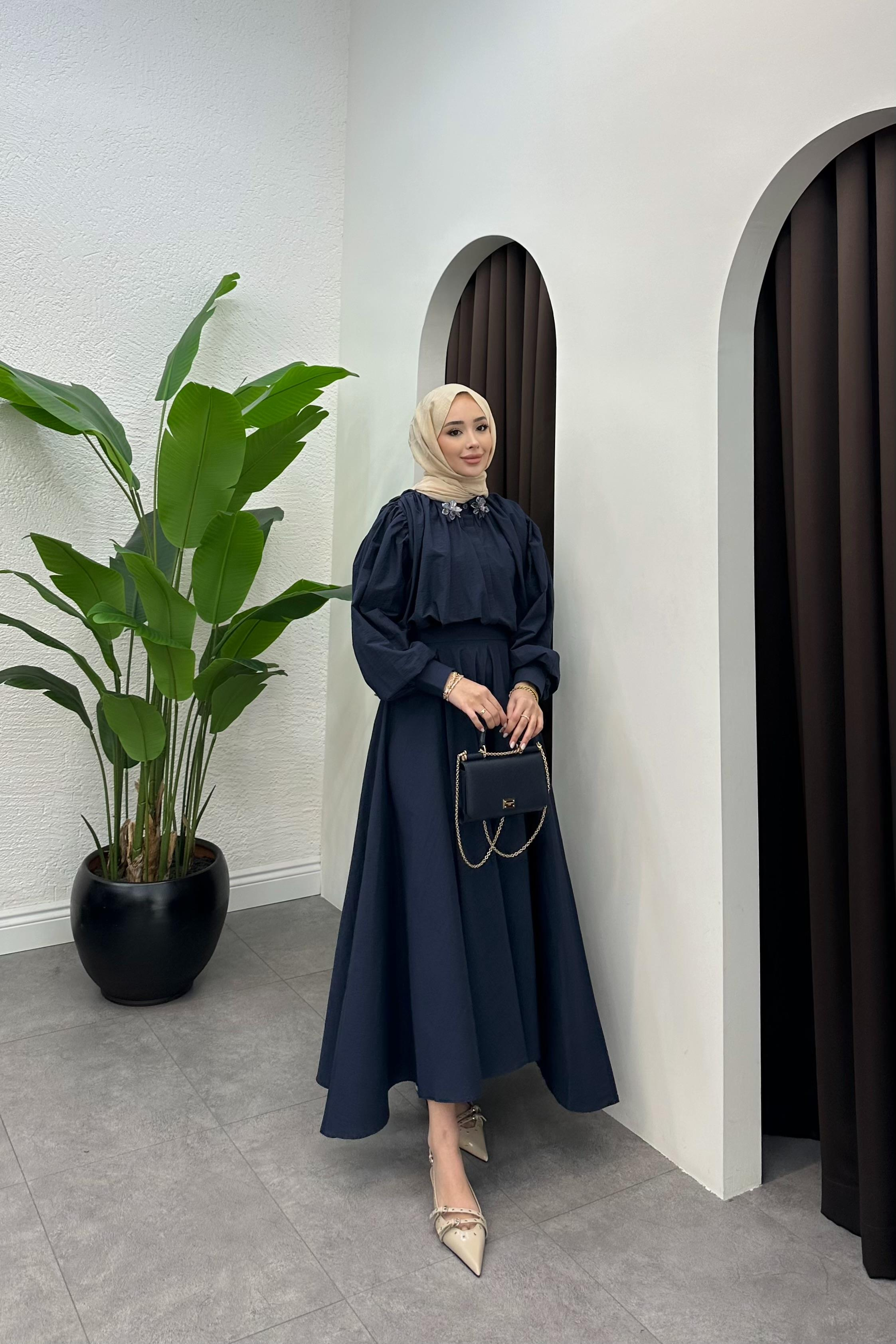 Cendy Çiçek Aksesuarlı Takım - LACİVERT