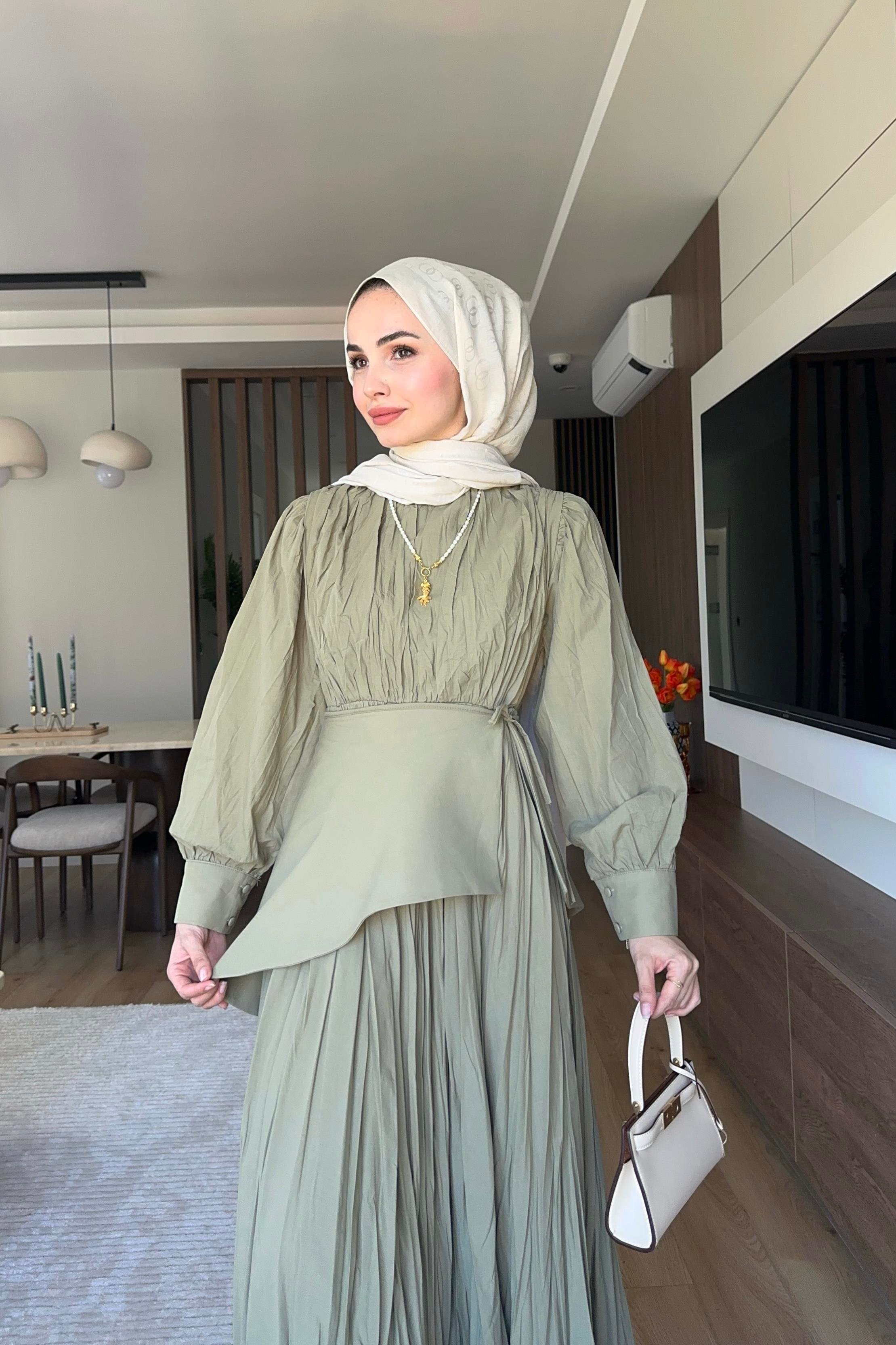 Diane Büzgülü Kuşak Detay Elbise - HAKİ