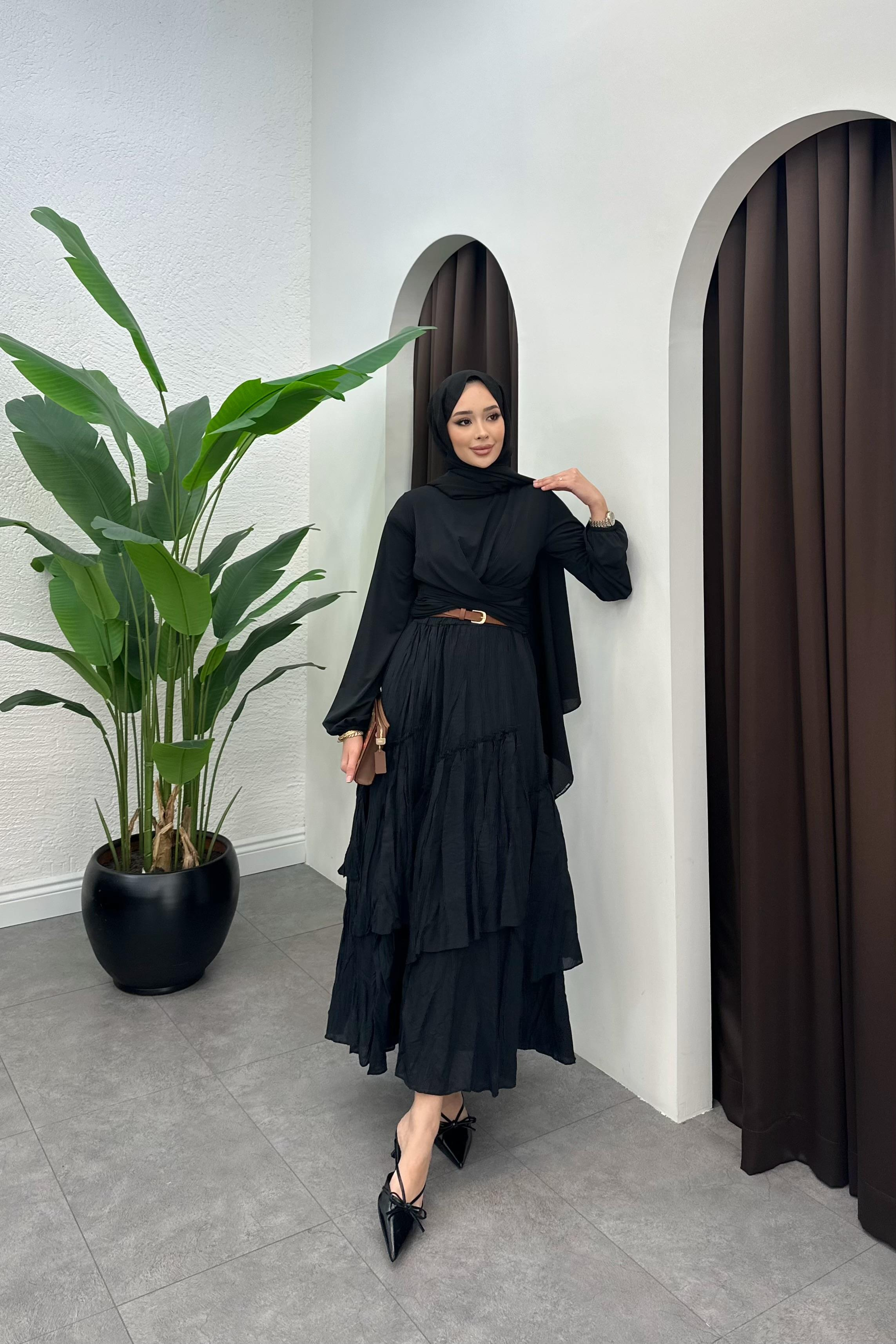 Drape Detaylı Bluz - SİYAH