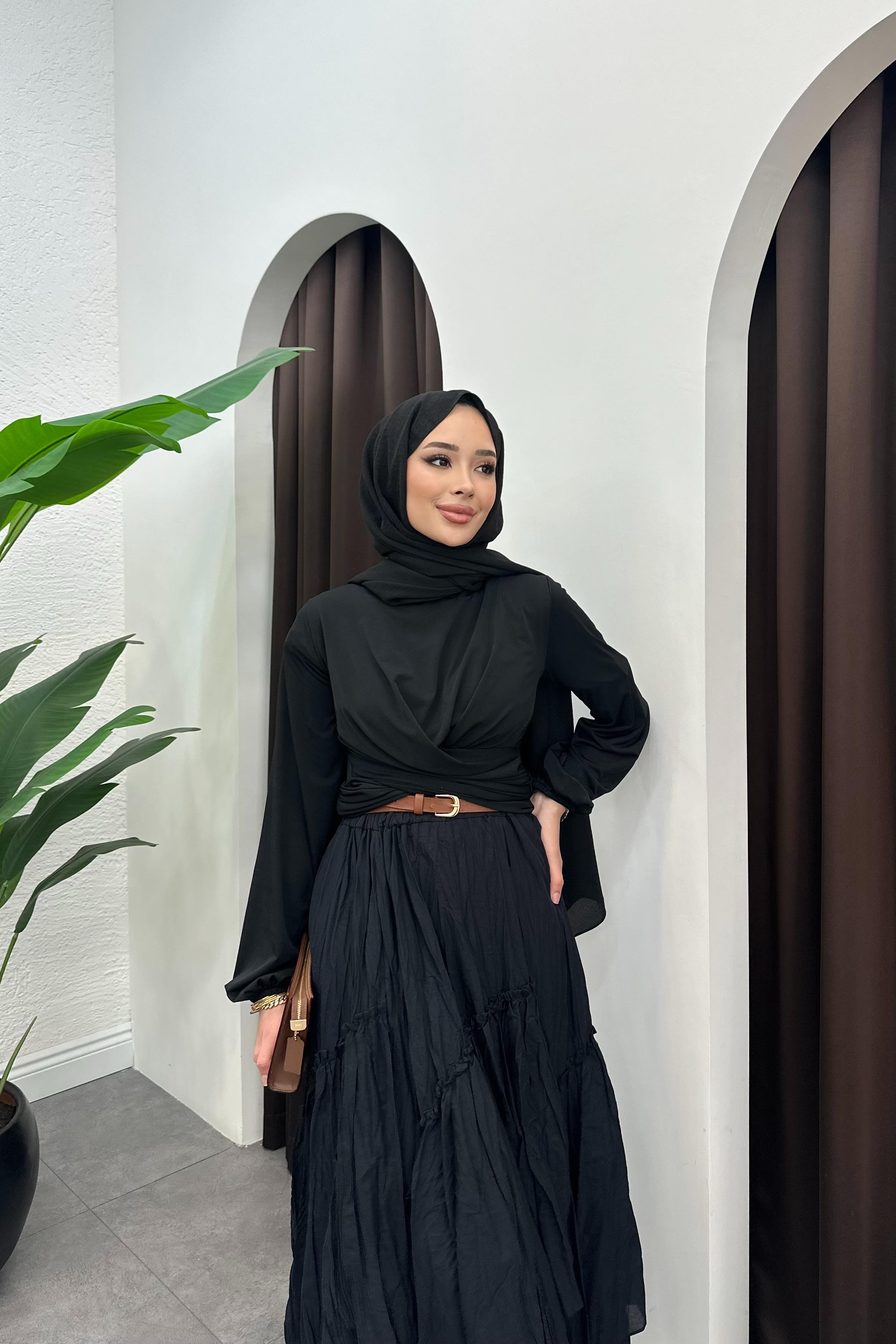 Drape Detaylı Bluz - SİYAH