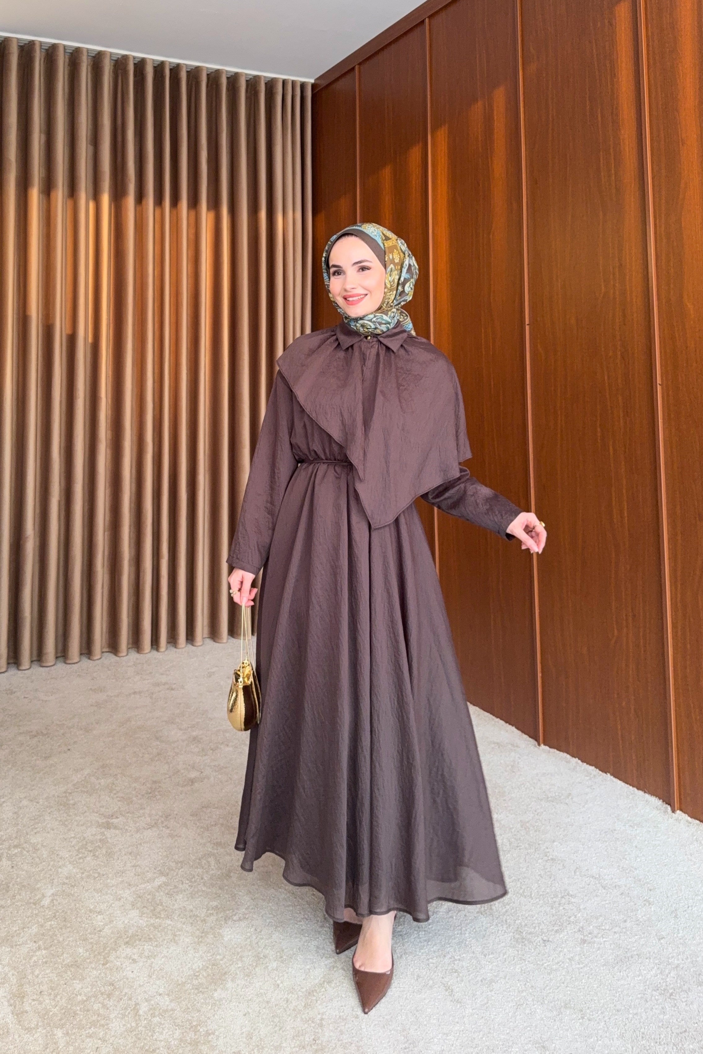 Elsa Pelerinli Elbise - KAHVE