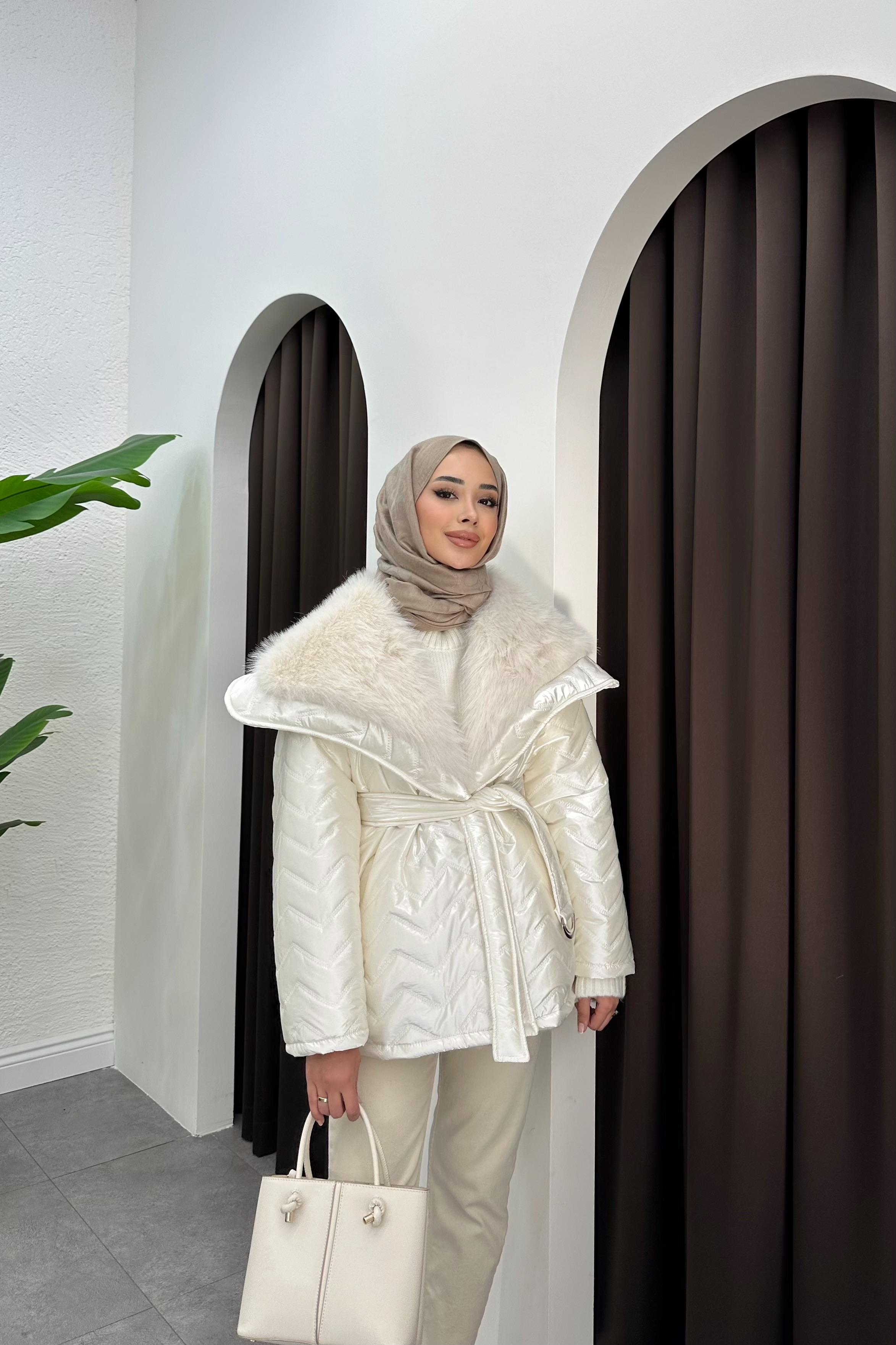 Galezia Kürk Yakalı Mont - BEYAZ