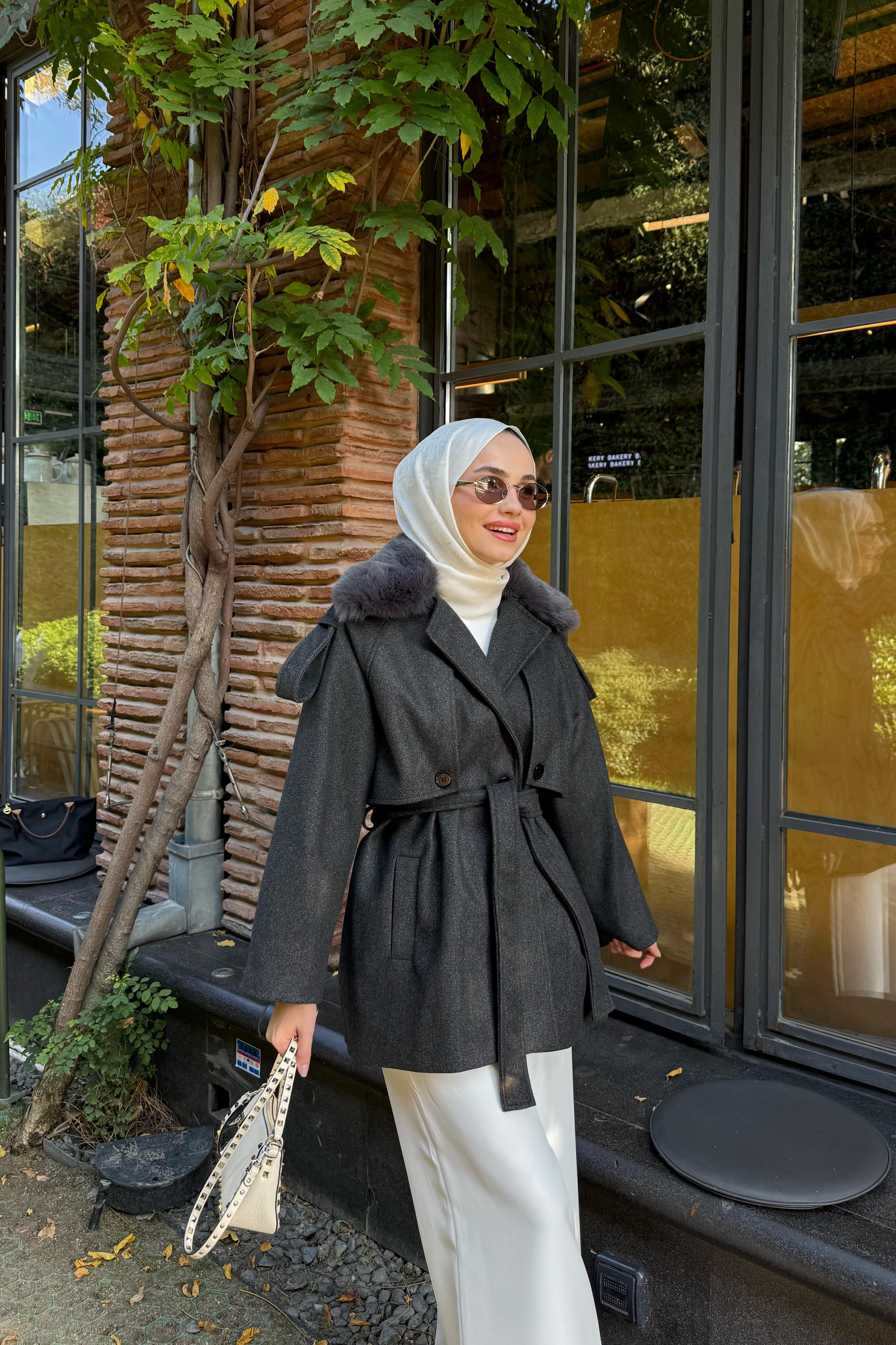 Kürk Detay Kısa Kaban - ANTRASİT