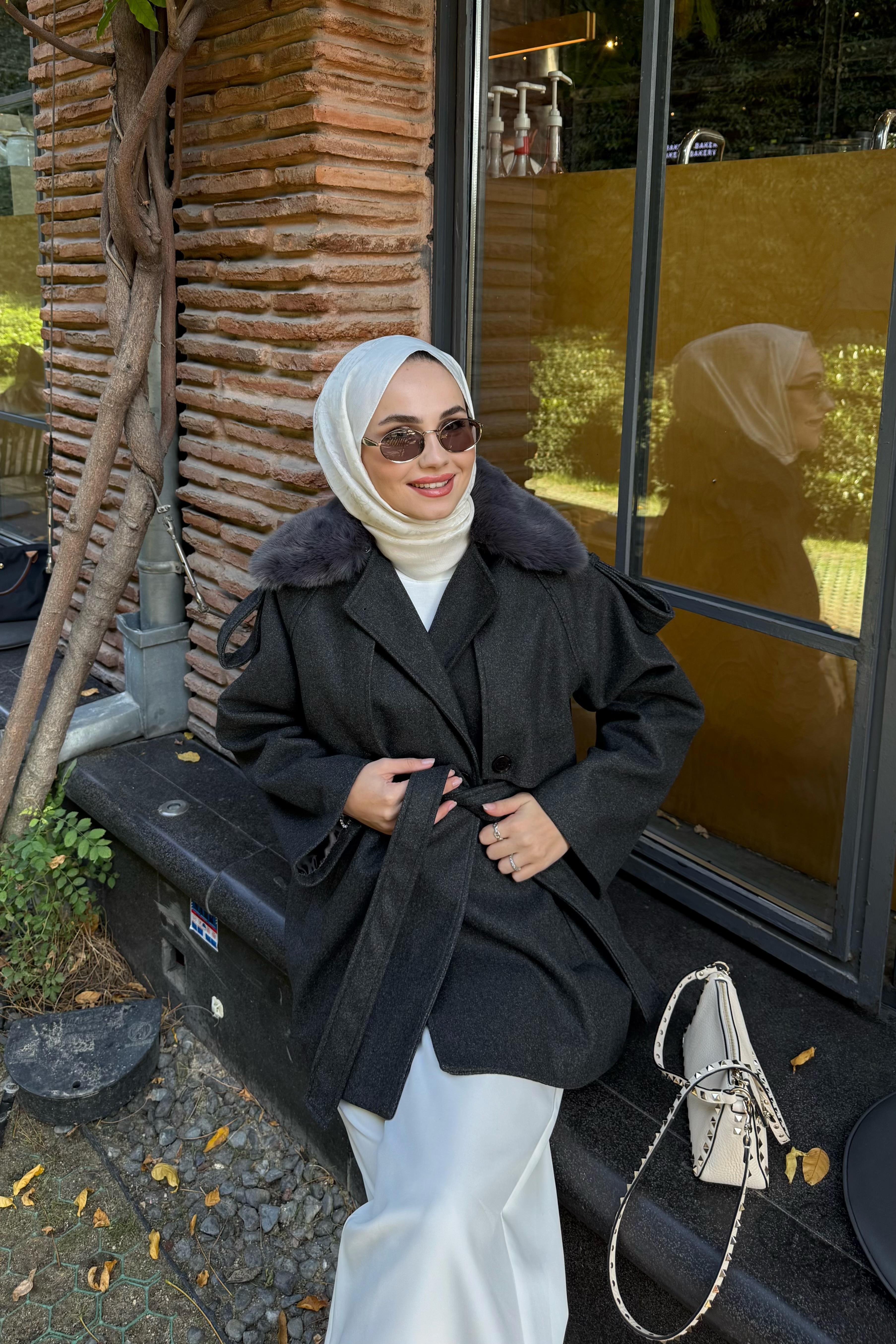 Kürk Detay Kısa Kaban - ANTRASİT