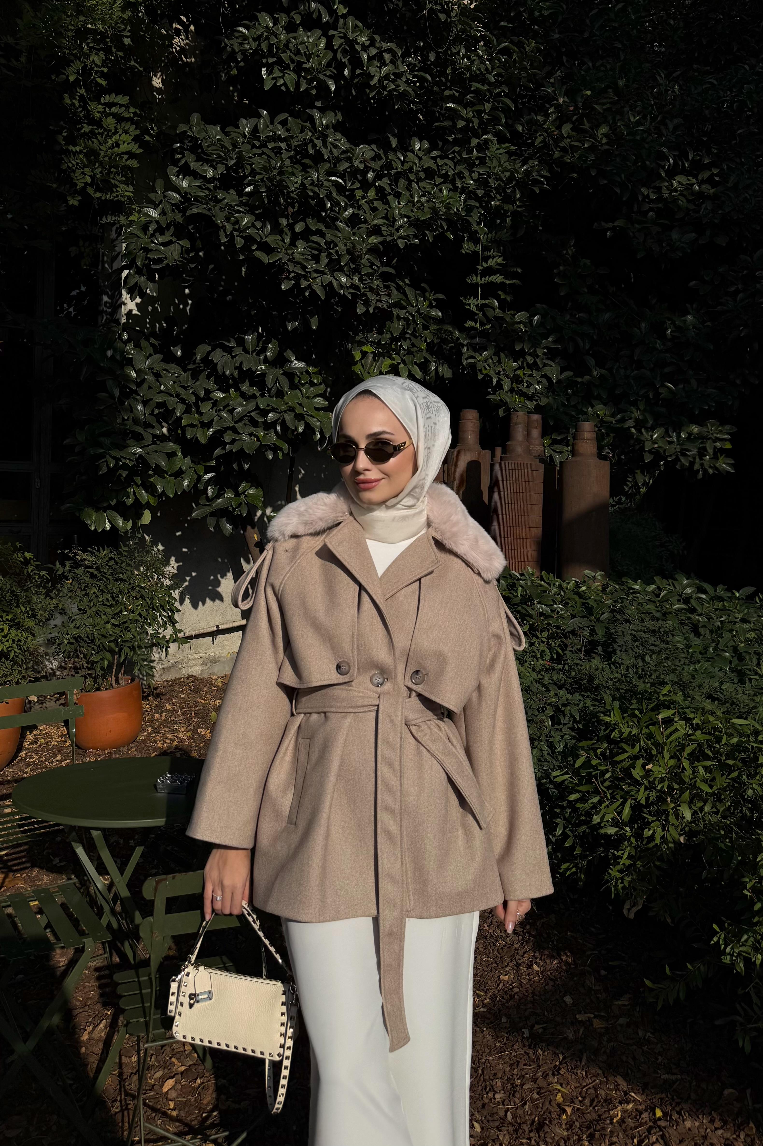 Kürk Detay Kısa Kaban - TAŞ