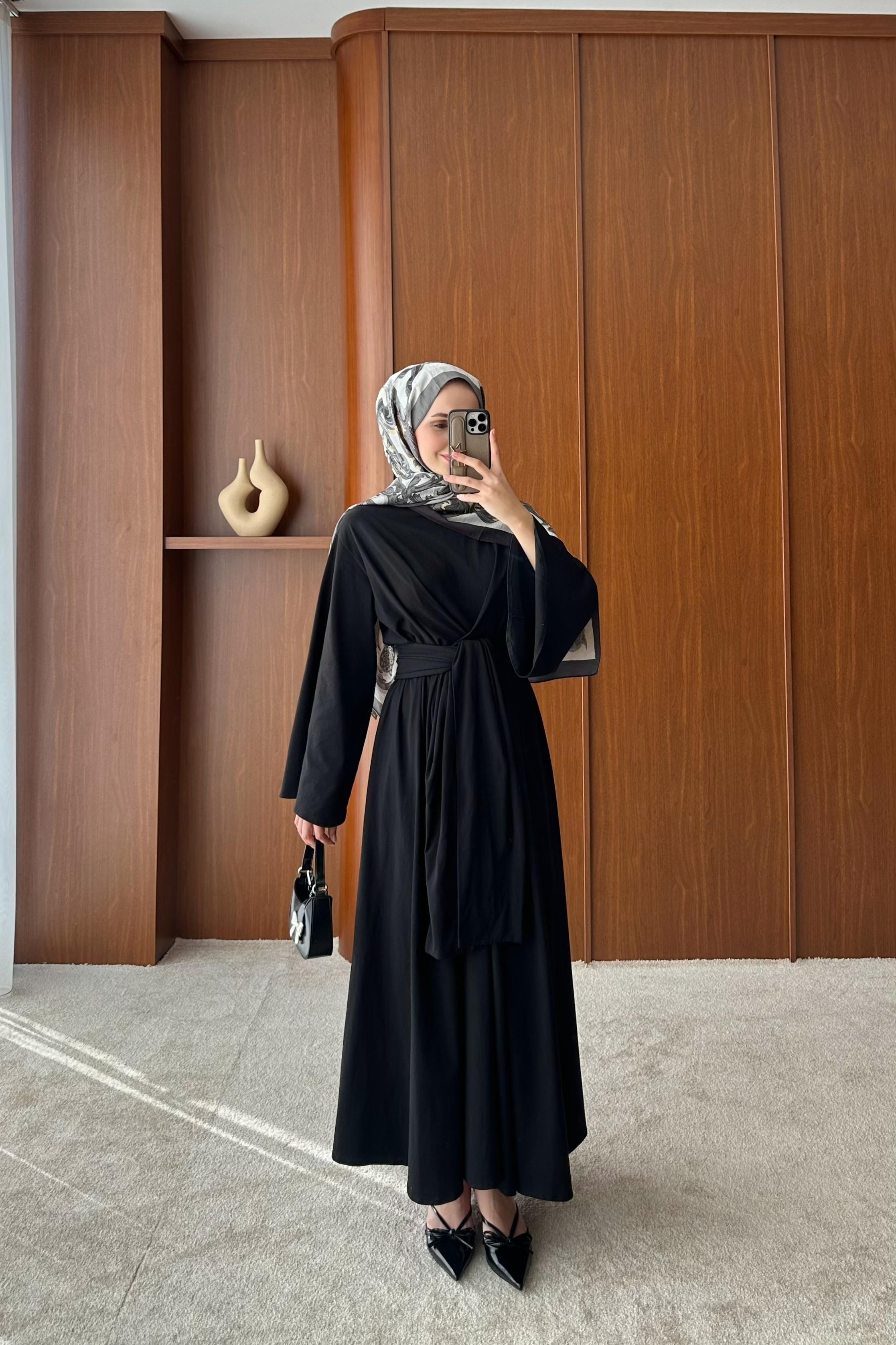 Kuşak Detaylı Elbise - SİYAH