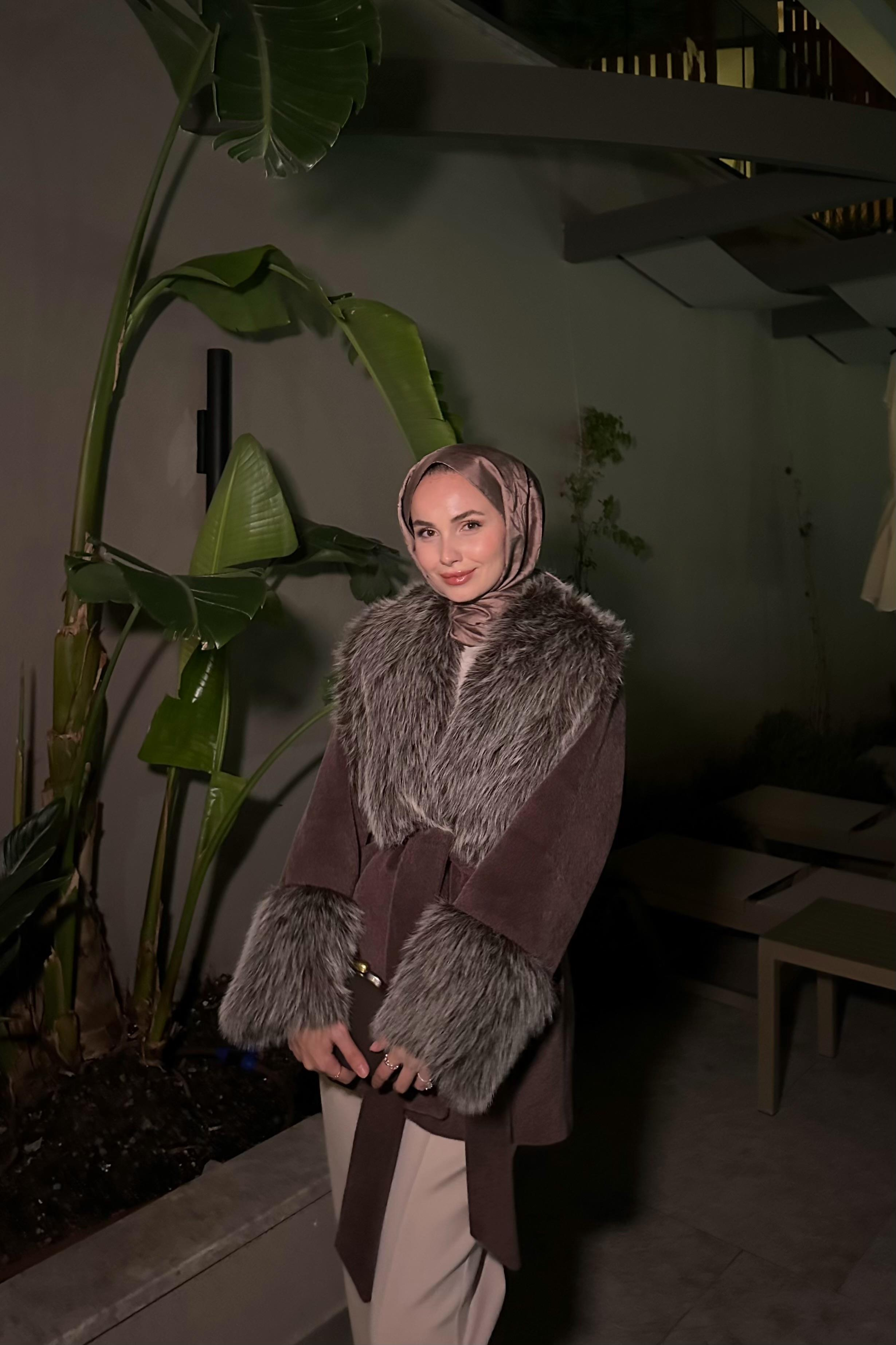 Melinos Kürk Detaylı Kaban - KAHVE
