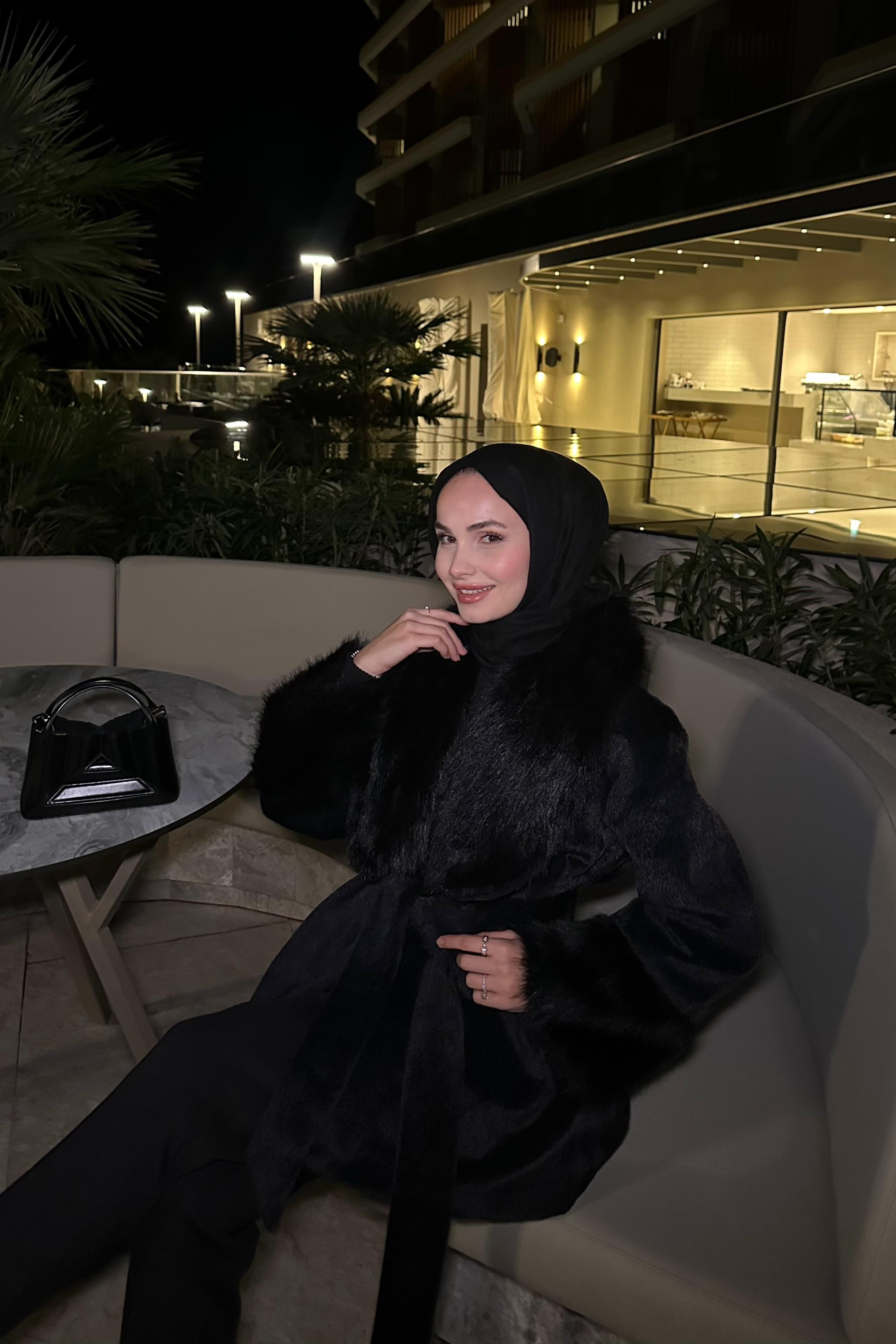 Melinos Kürk Detaylı Kaban - SİYAH