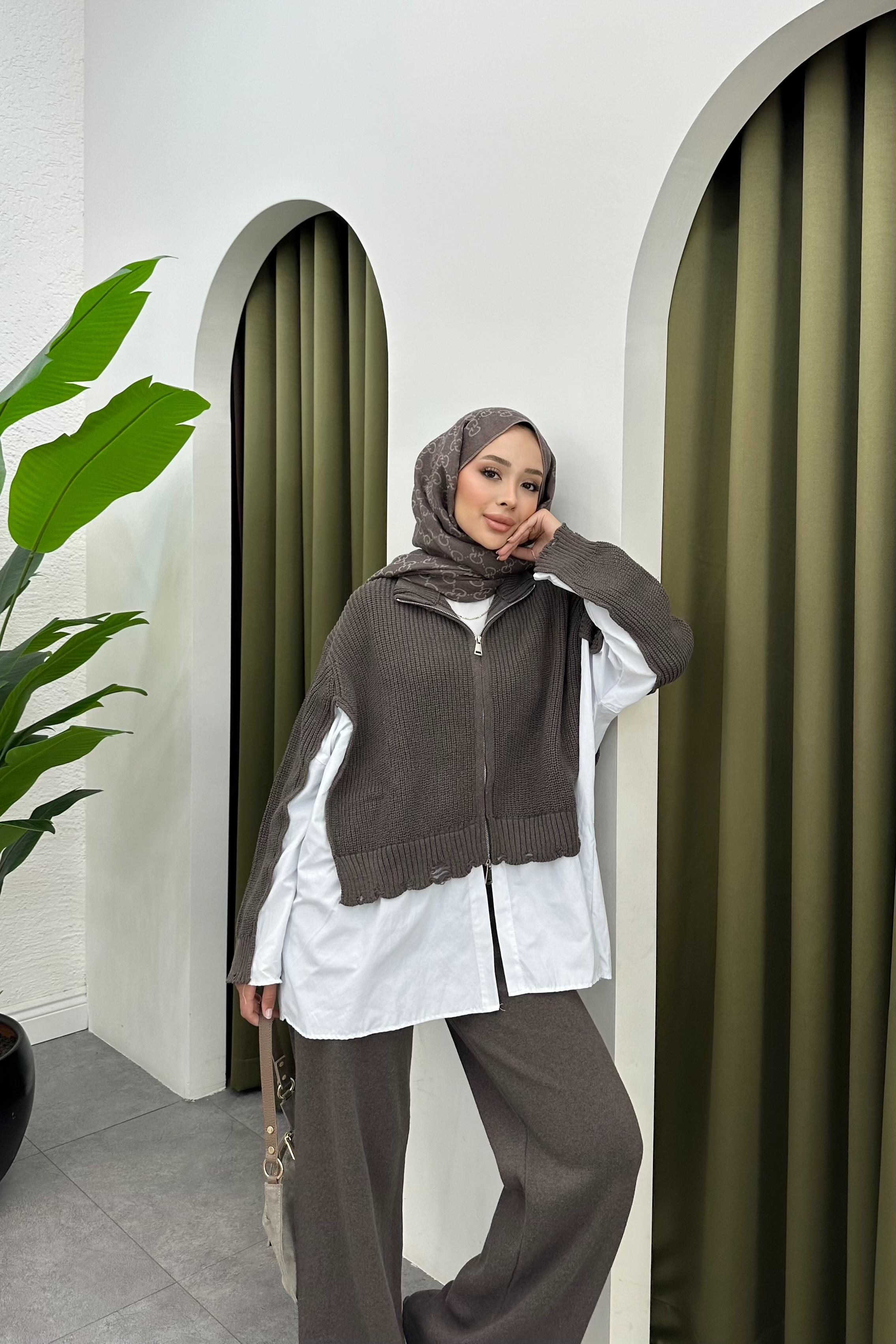 Mire Garnili Triko Takım - HAKİ