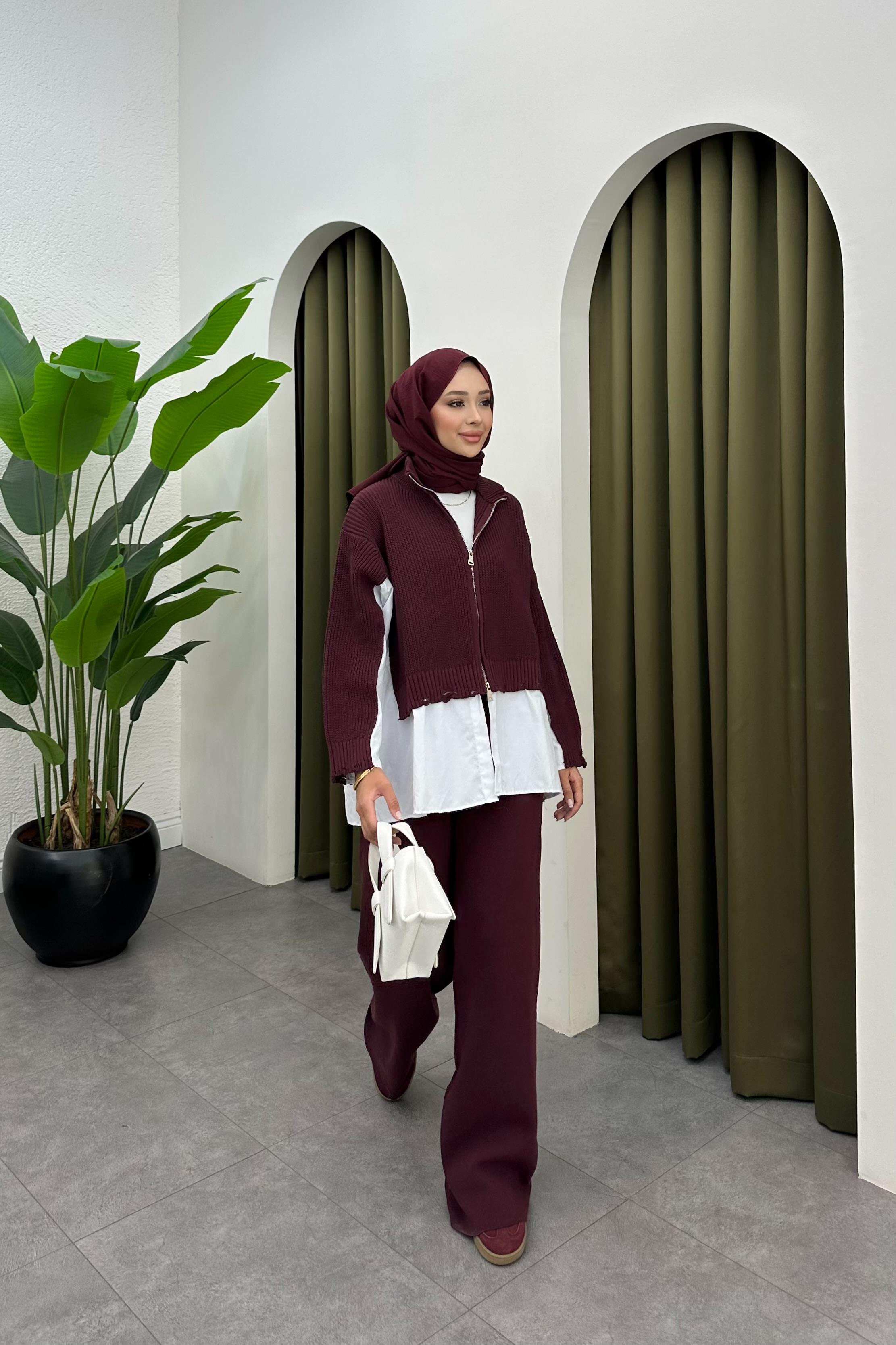 Mire Garnili Triko Takım - MÜRDÜM