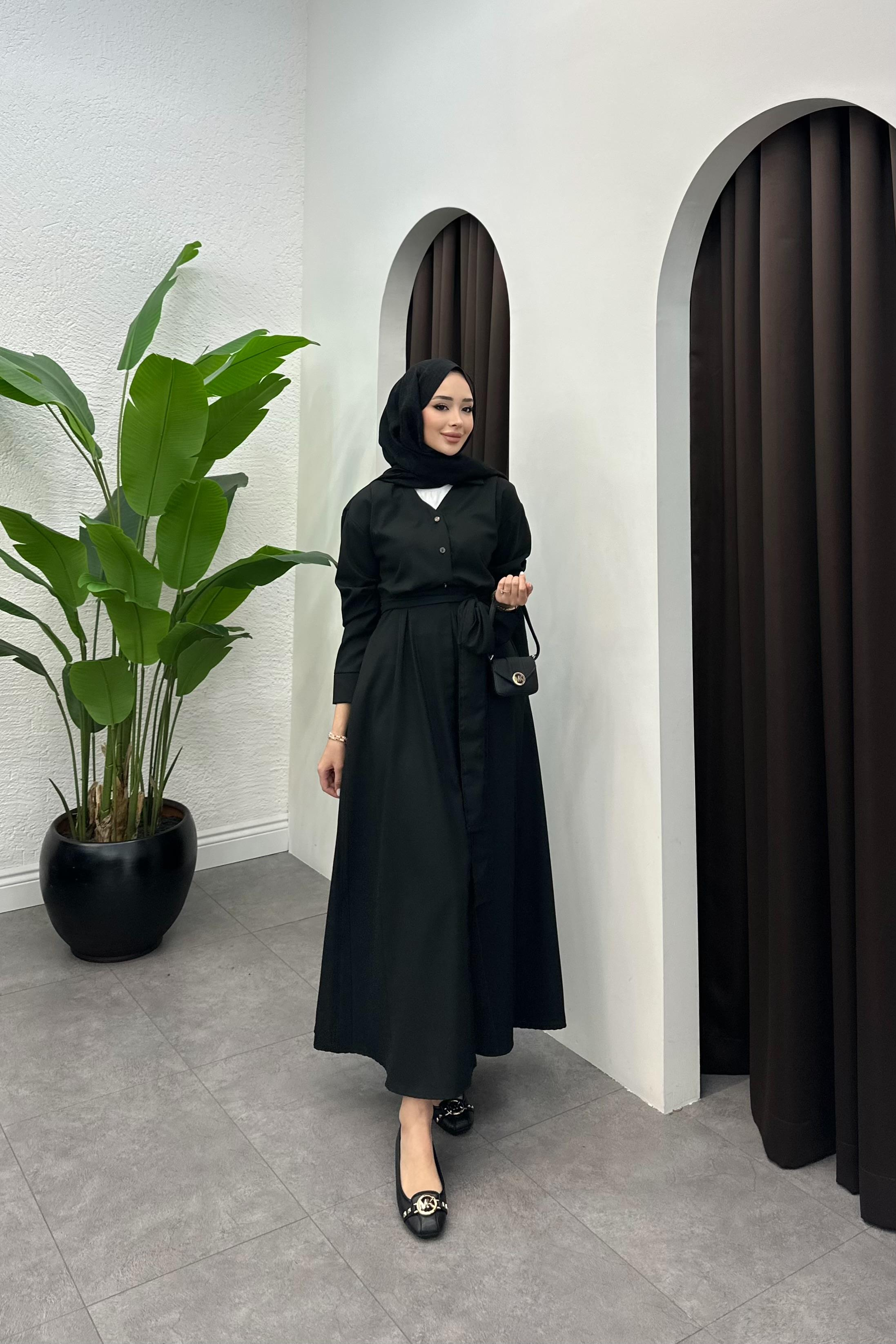 Pli Detaylı Kuşaklı Elbise - SİYAH