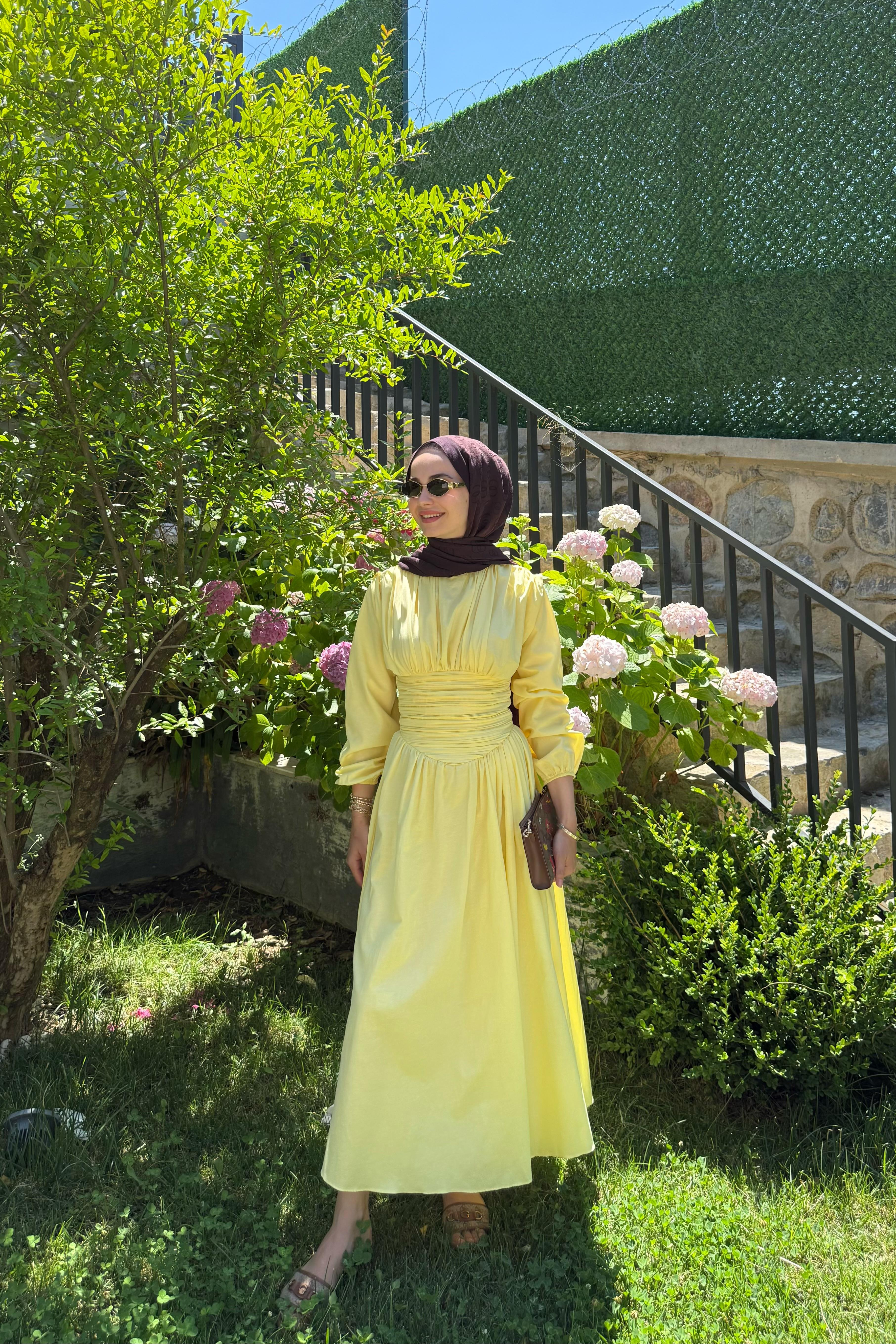 Talvera Belden Büzgü Detay Elbise - SARI