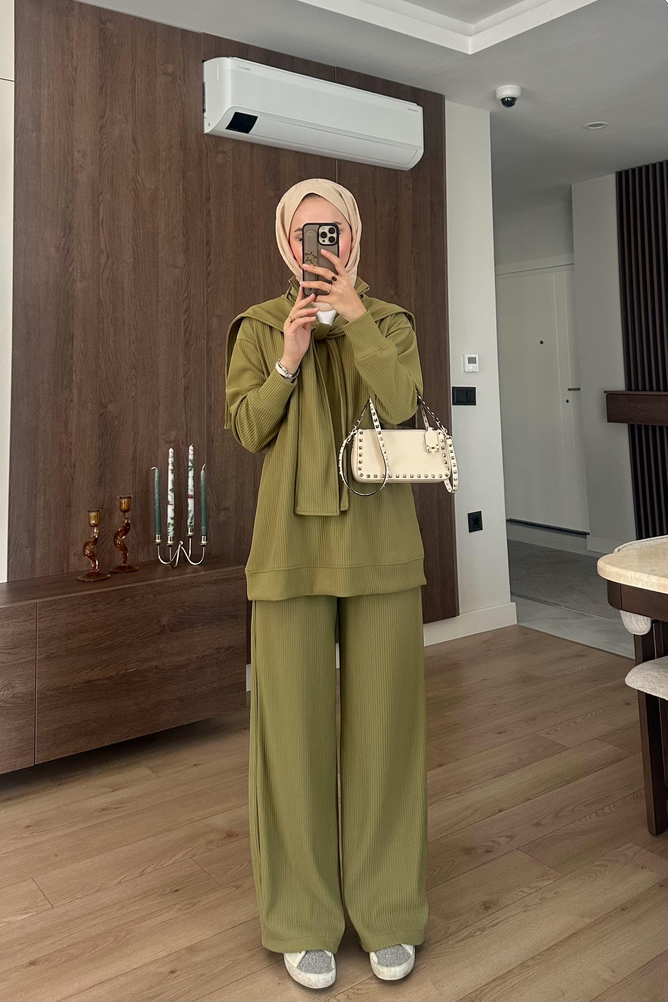 Valley Yaka Detay Üçlü Takım - HAKİ