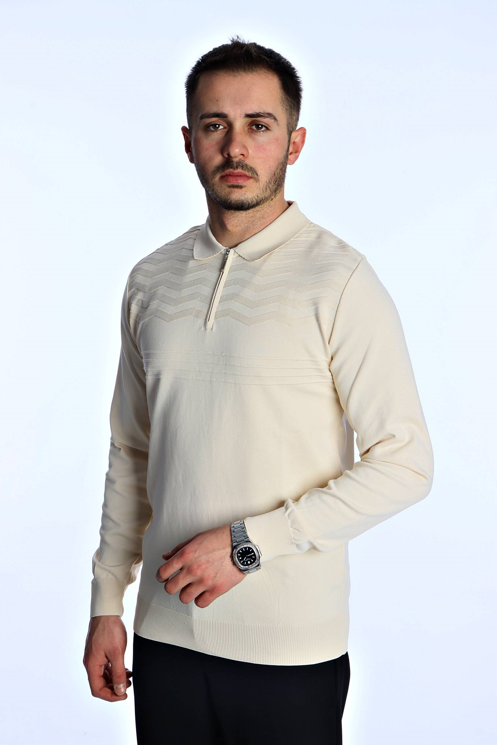 Eg38 Yarım Fermuar Zikzak Desen Triko Kazak Bej