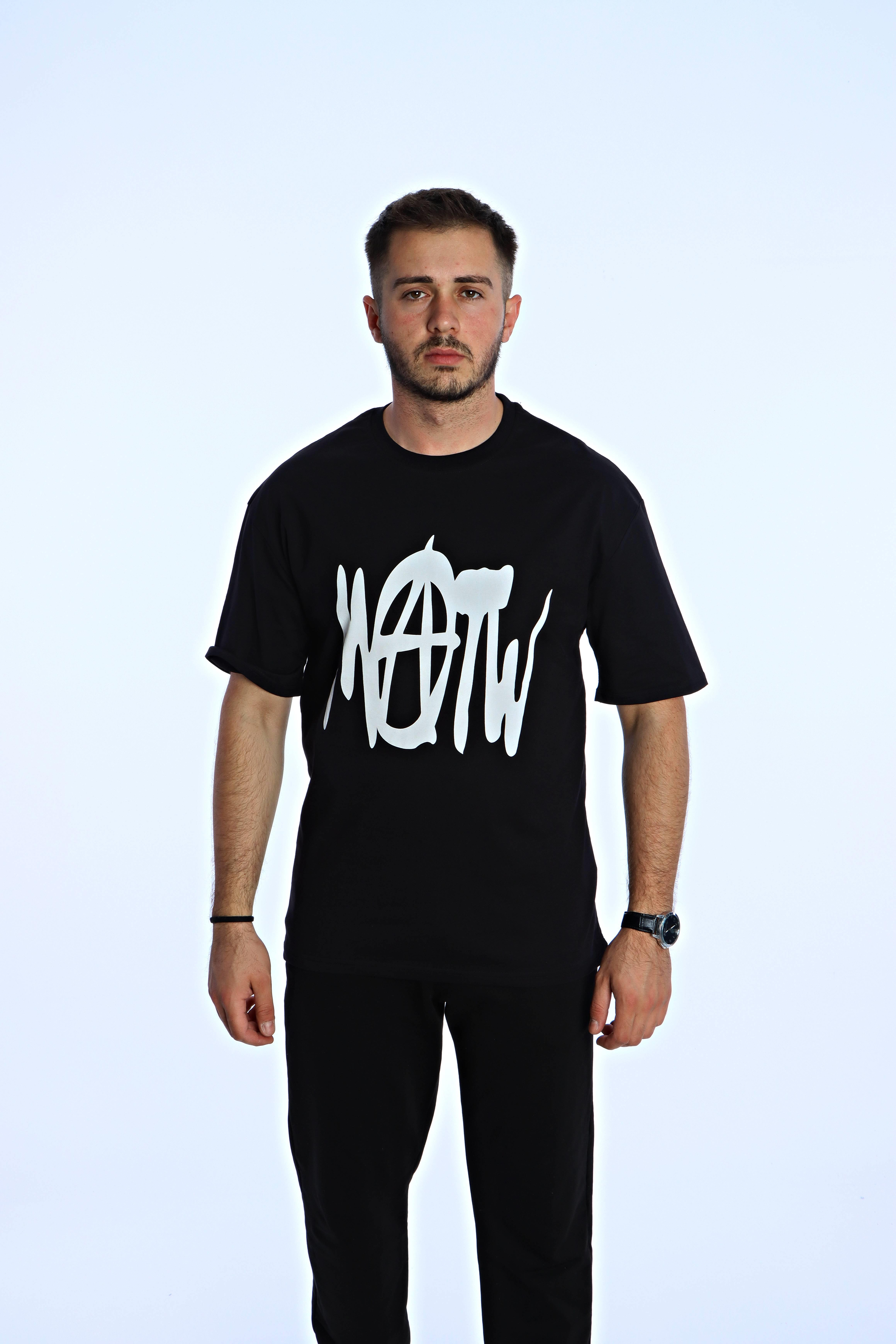 Now  Baskılı Oversize Tişört Siyah