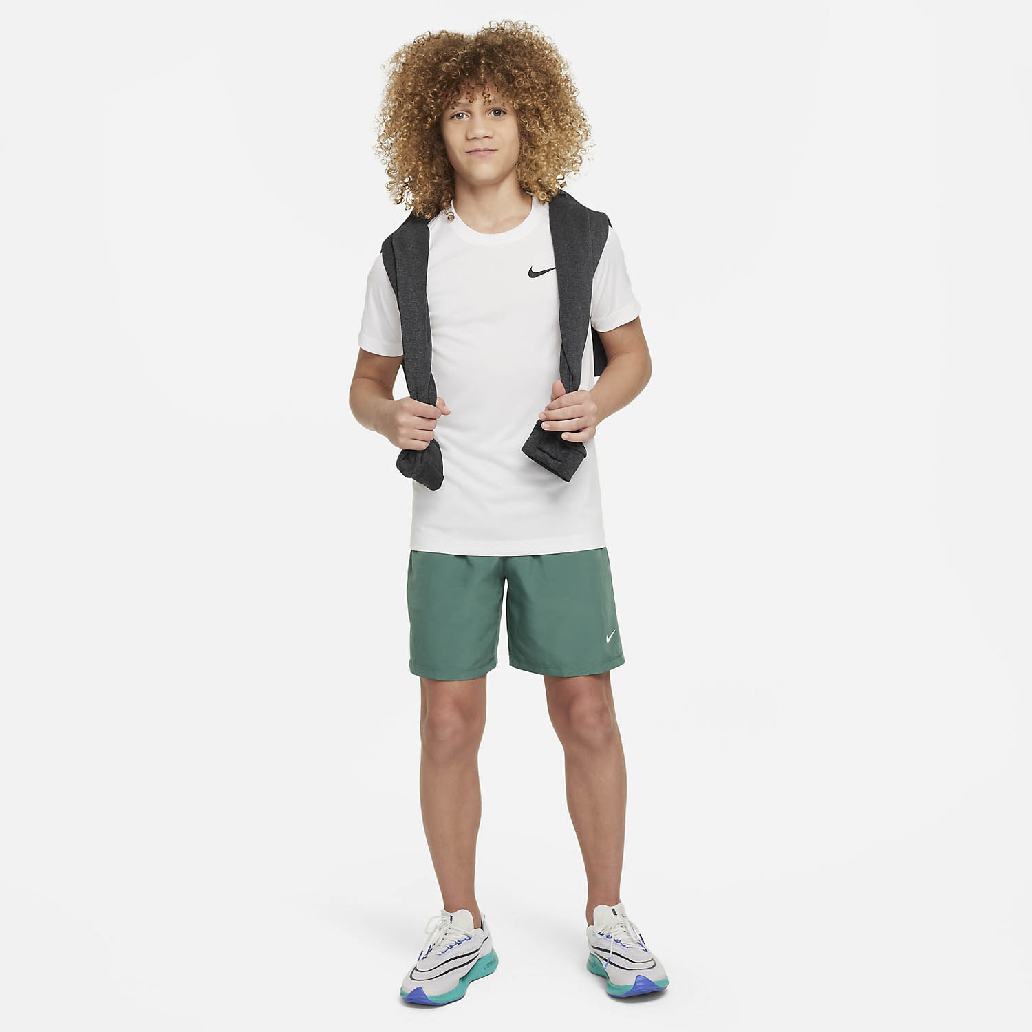 Nike Dri-FIT Multi Büyük Erkek Çocuk  Antrenman Şortu