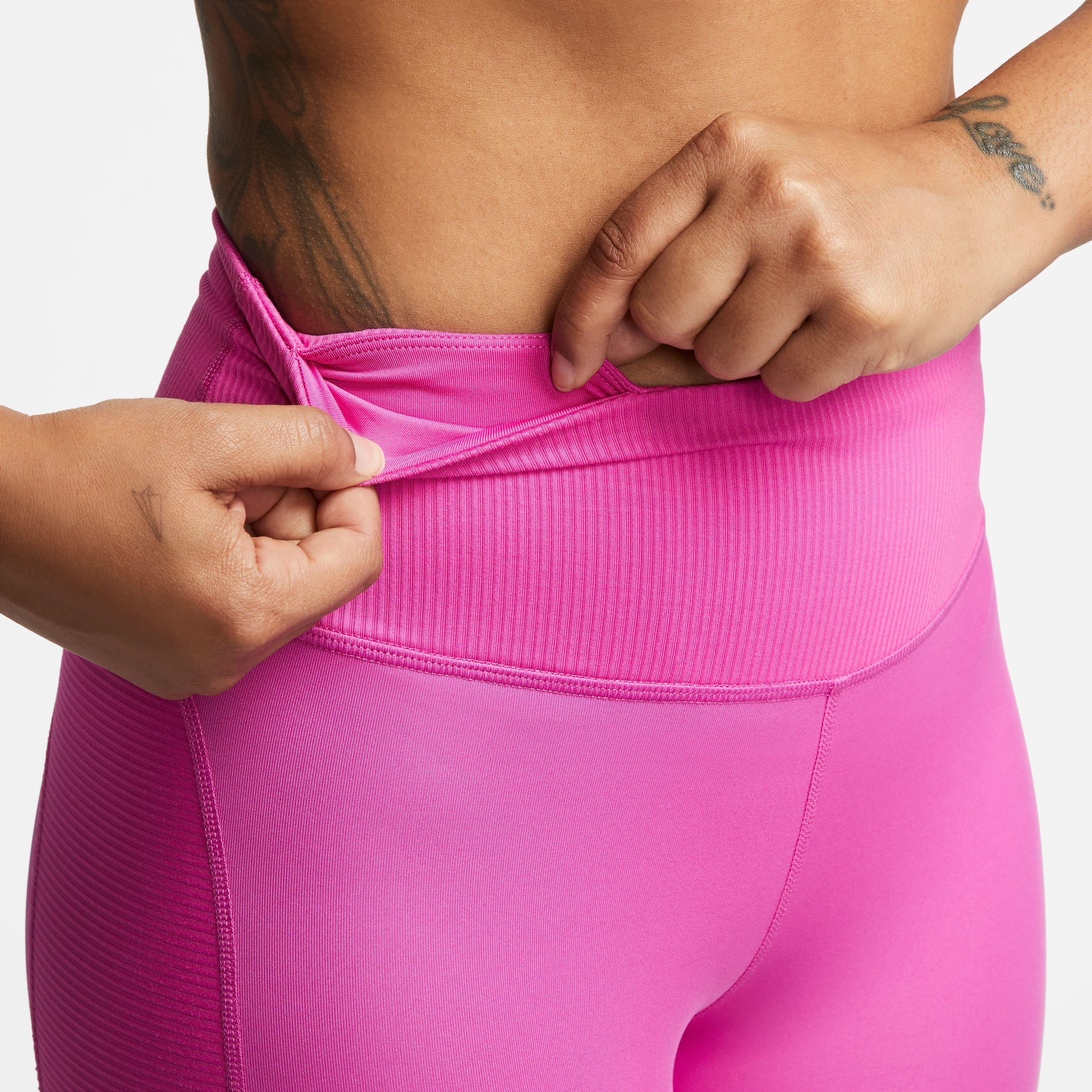 Nike Fast Normal Belli 7/8 Cepli Kadın Koşu Taytı