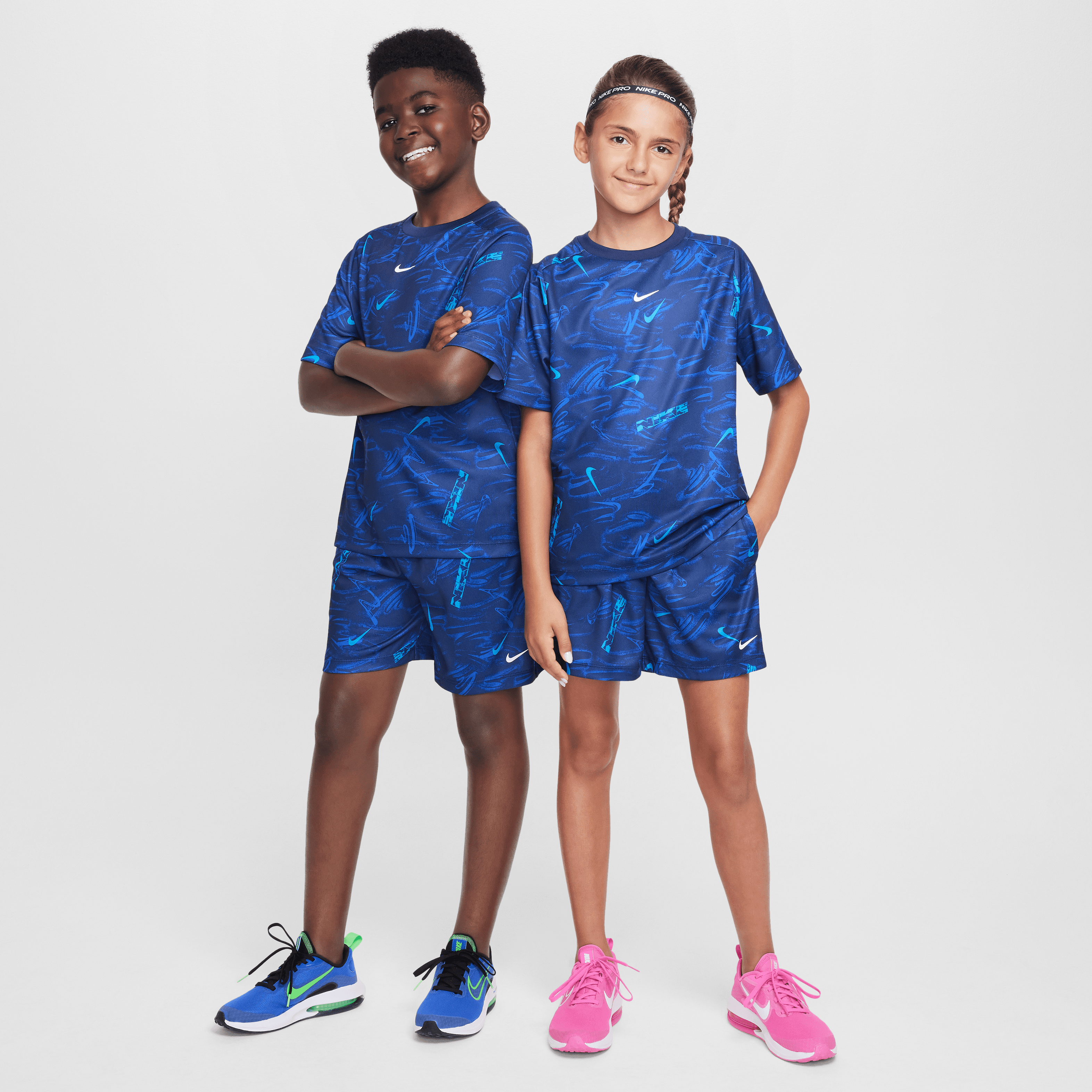 Nike Multi Dri-FIT Genç Erkek Çocuk  Antrenman Şortu
