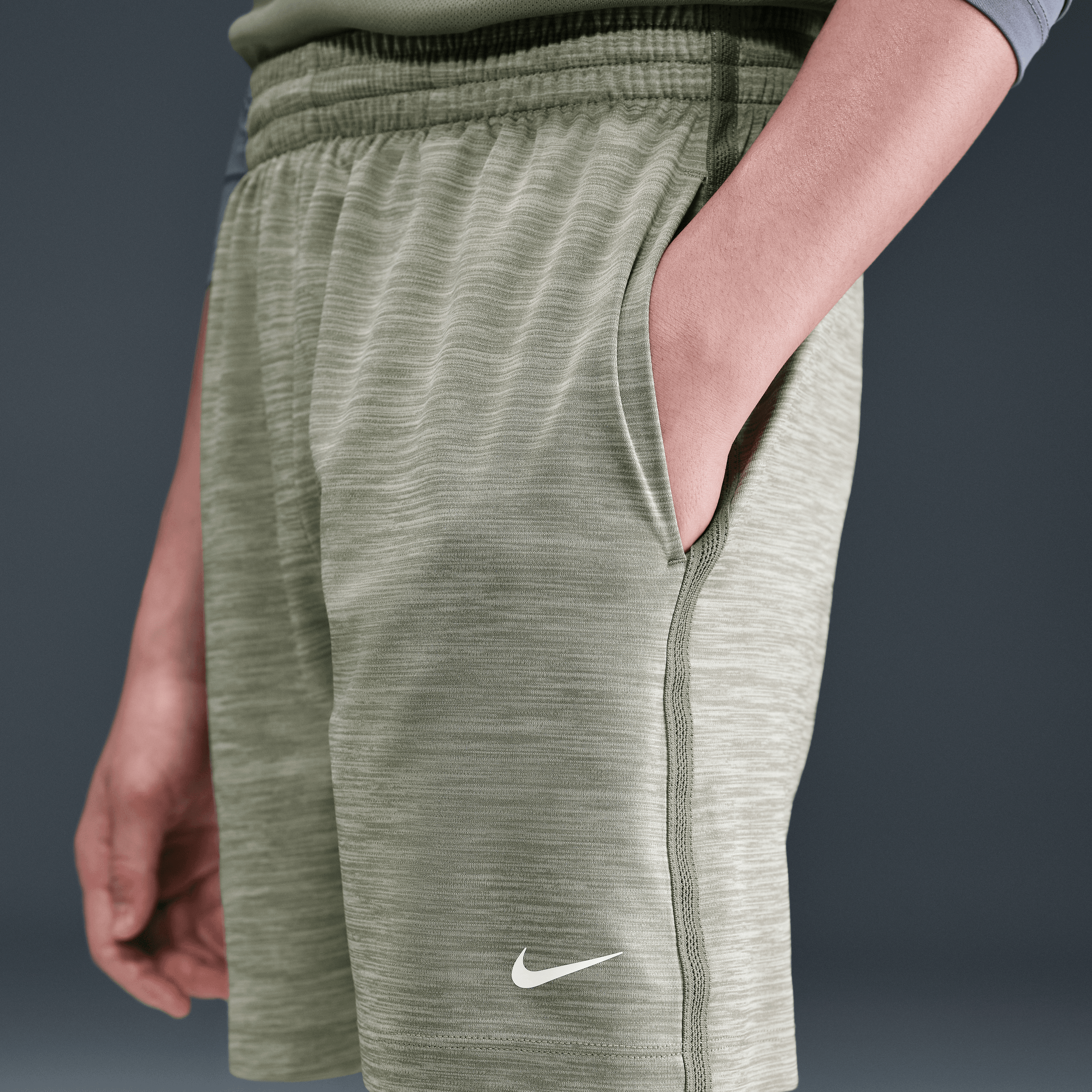 Nike Multi Dri-FIT Genç Erkek Çocuk  Şortu