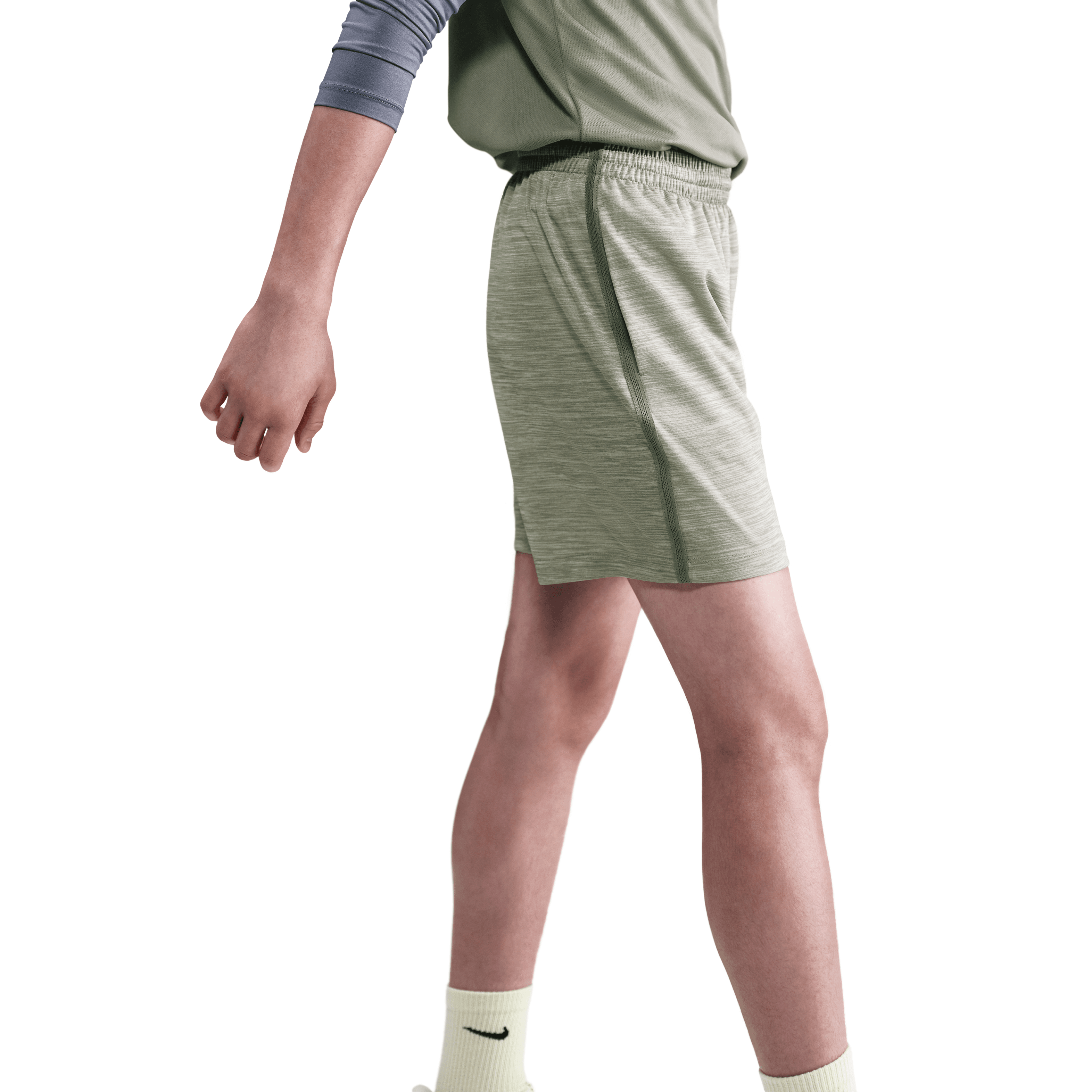 Nike Multi Dri-FIT Genç Erkek Çocuk  Şortu