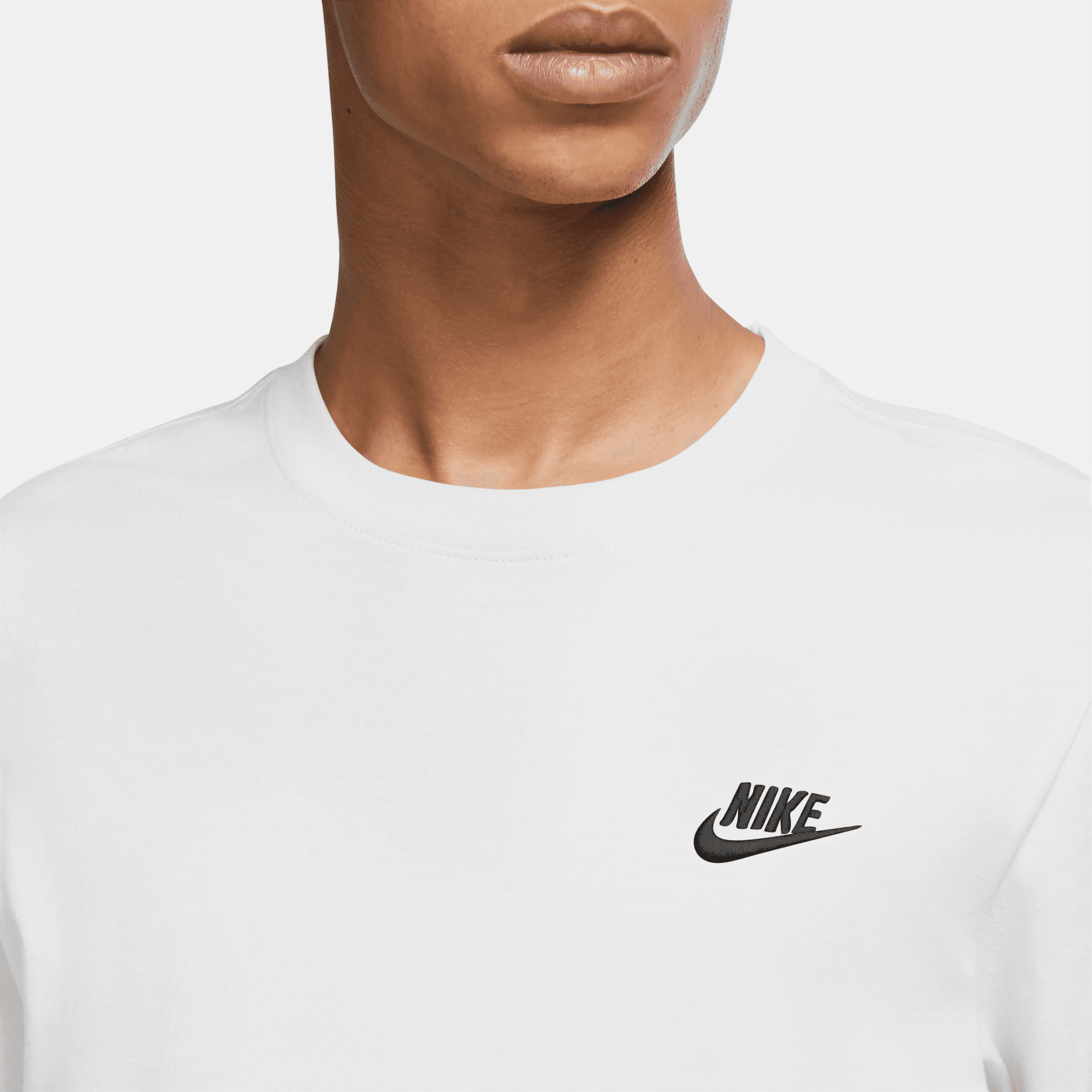 Nike Sportswear Club Uzun Kollu Erkek Tişörtü