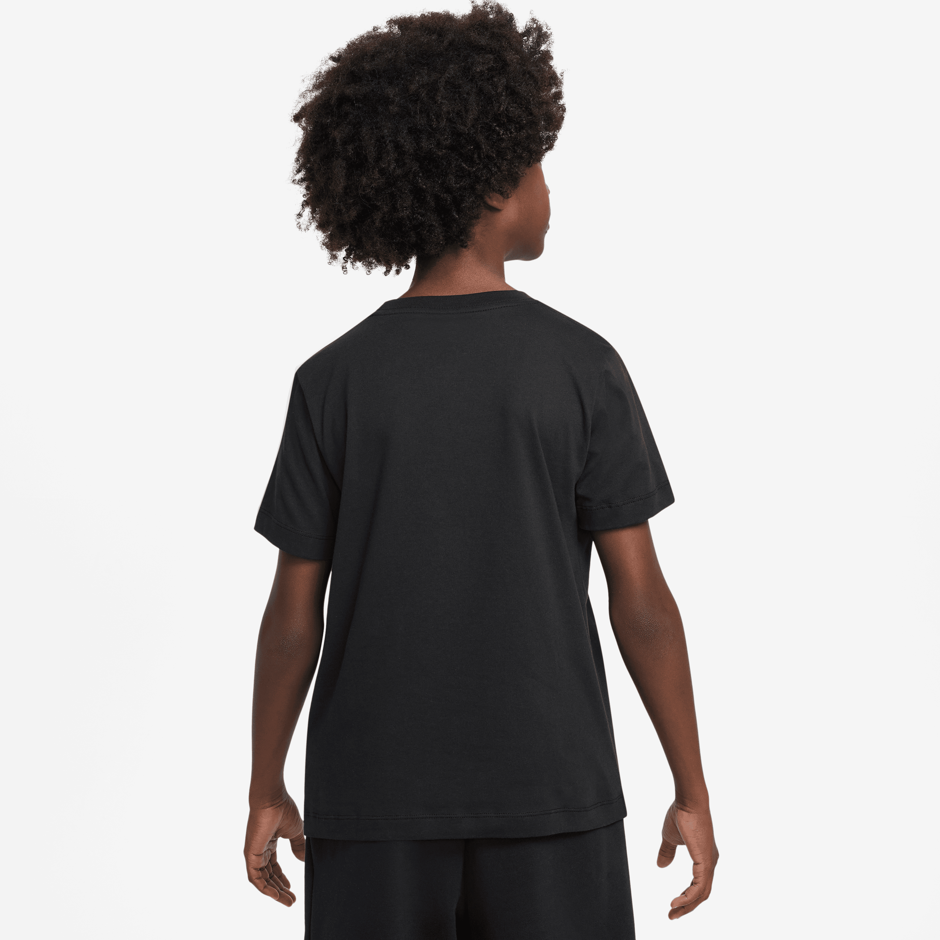 Nike Sportswear Genç Çocuk Tişörtü