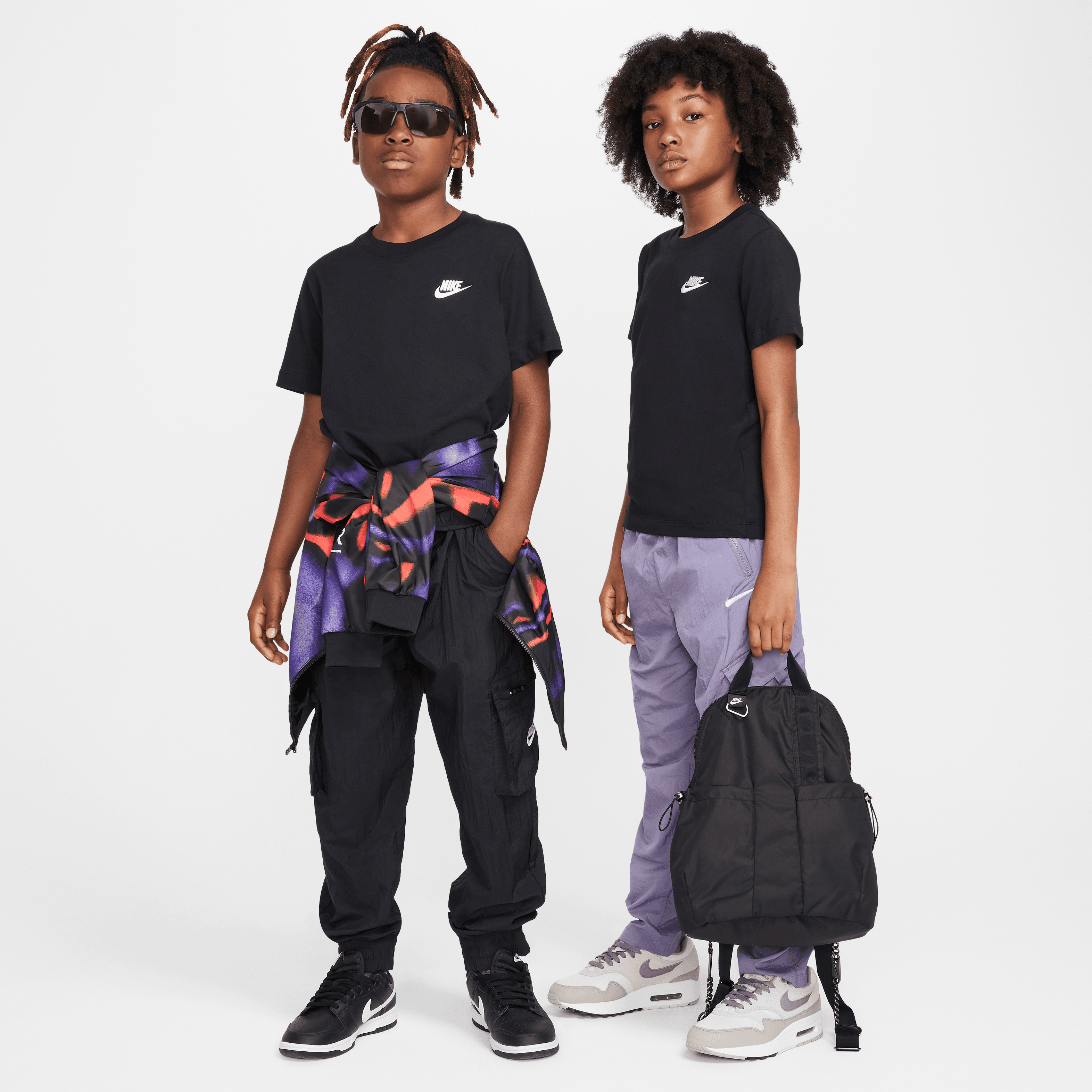 Nike Sportswear Genç Çocuk Tişörtü
