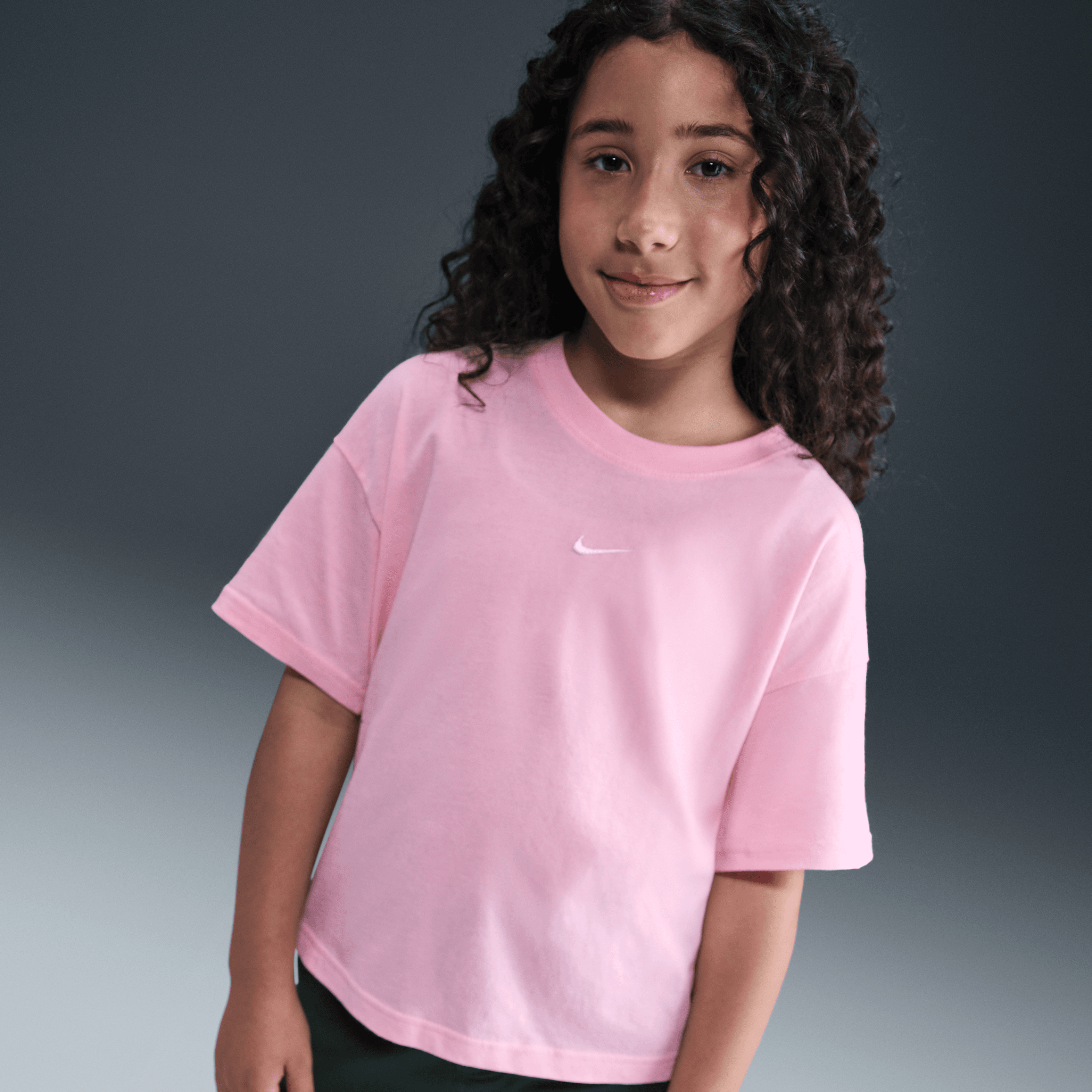 Nike Sportswear Genç Kız Çocuk  Tişörtü
