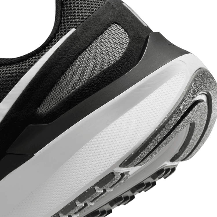 Nike Structure 25 Erkek Yol Koşu Ayakkabısı