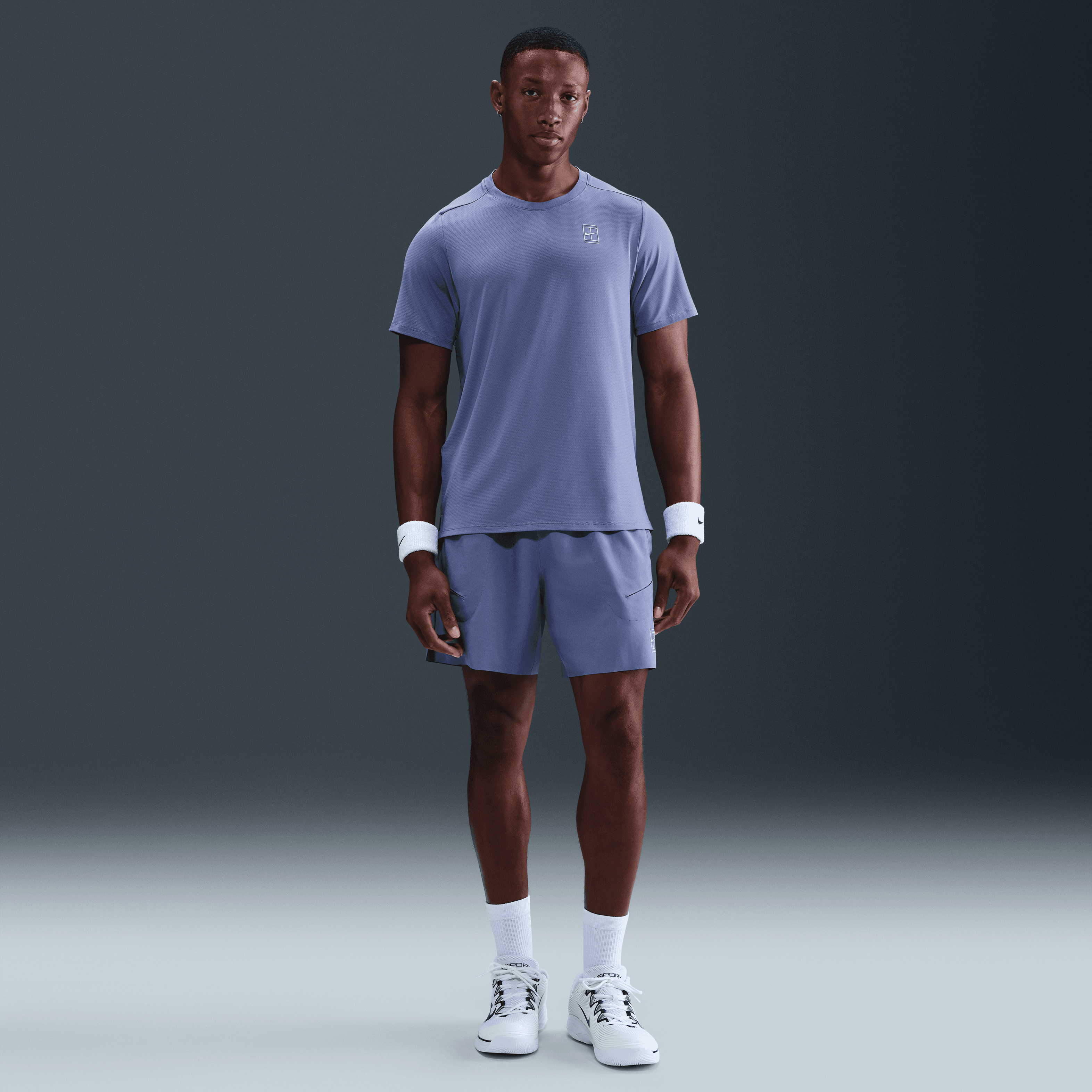NikeCourt Advantage Dri-FIT Erkek Tenis Üstü