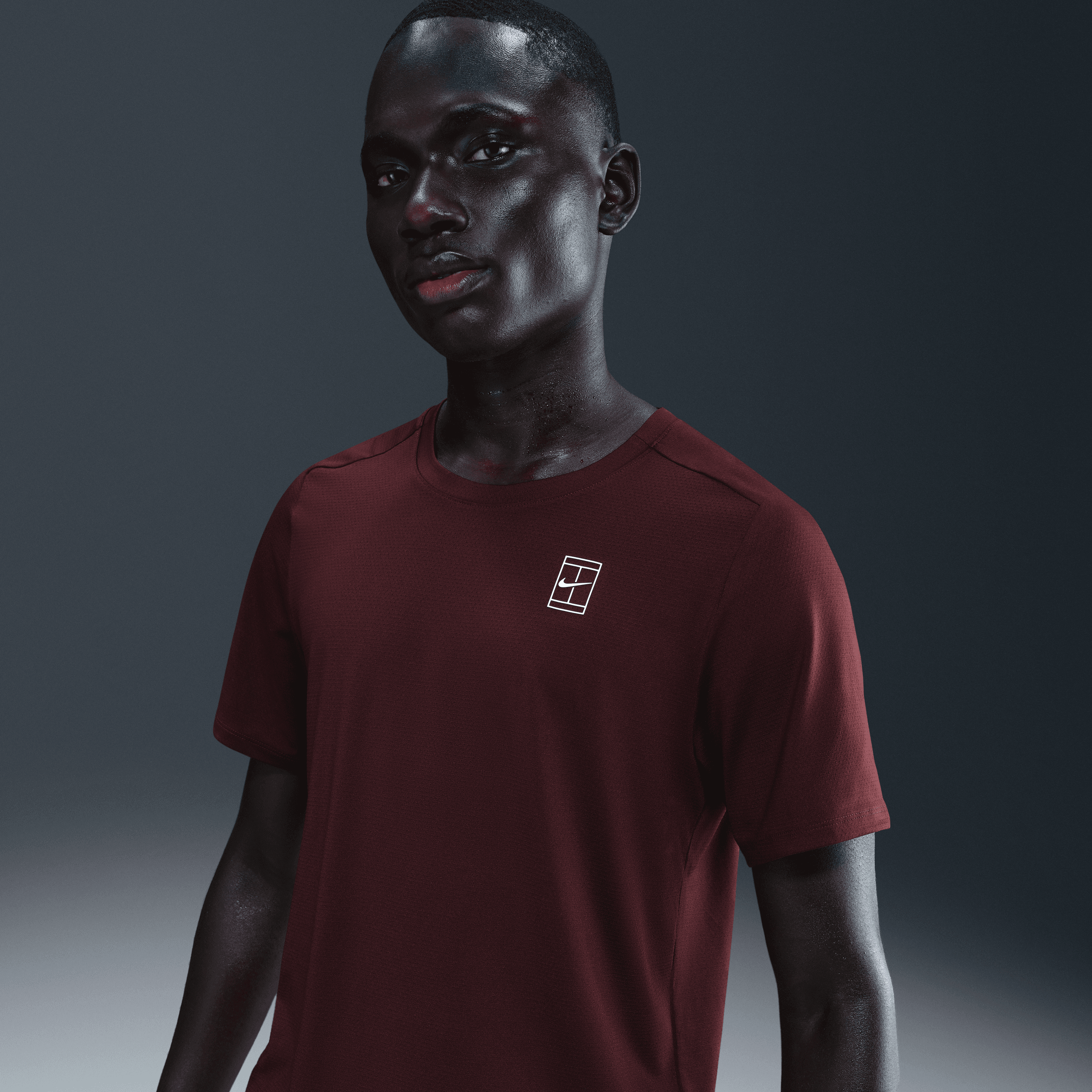 NikeCourt Advantage Dri-FIT Erkek Tenis Üstü