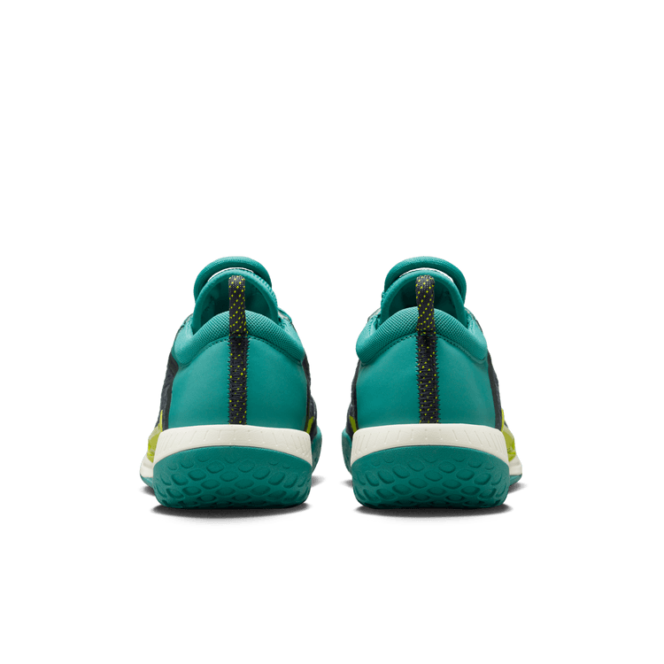 Nikecourt Air Zoom Nxt  Erkek Sert Kort Tenis Ayakkabısı