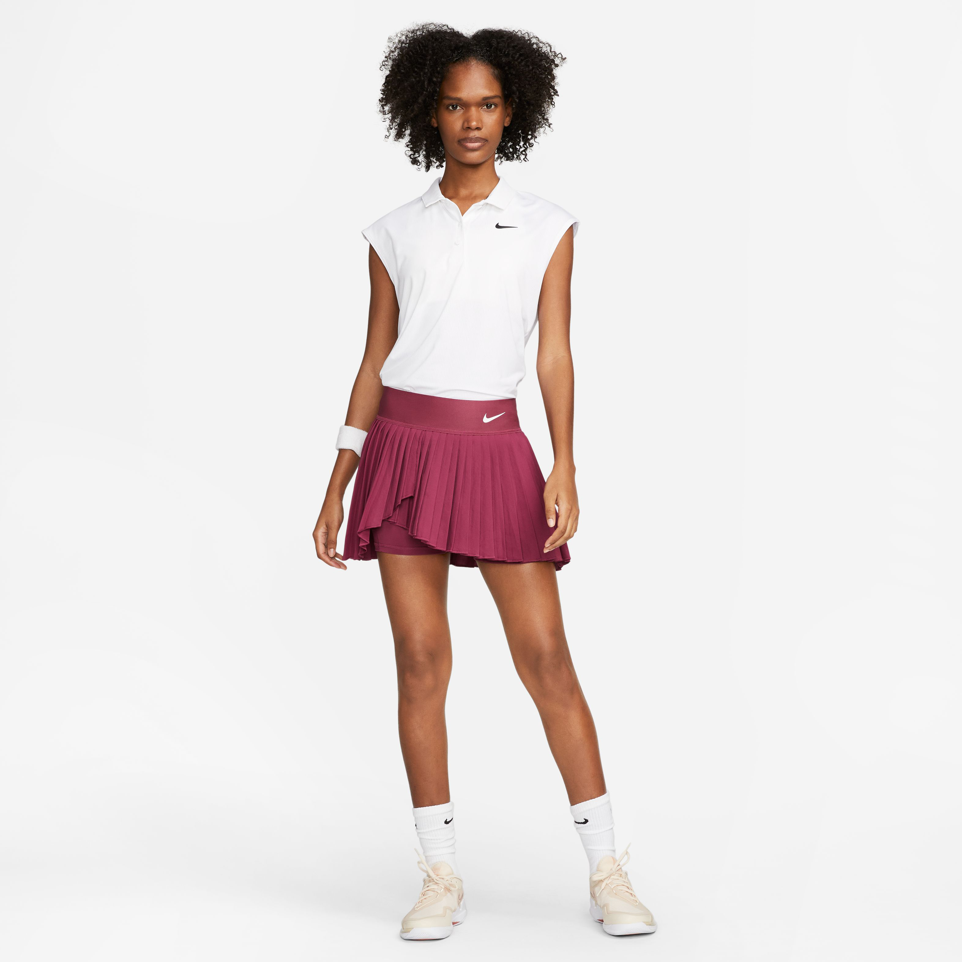 NikeCourt Dri-FIT Advantage Pilili Kadın Tenis Eteği