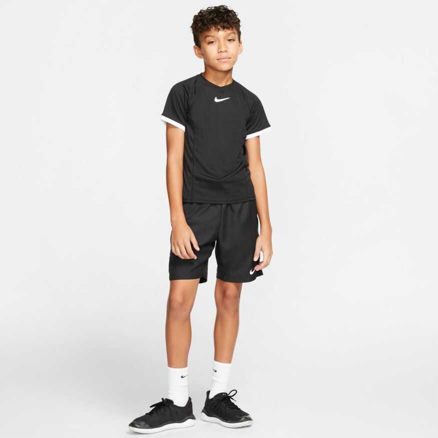 NikeCourt Dri-FIT Genç Erkek Çocuk Tenis Tişörtü